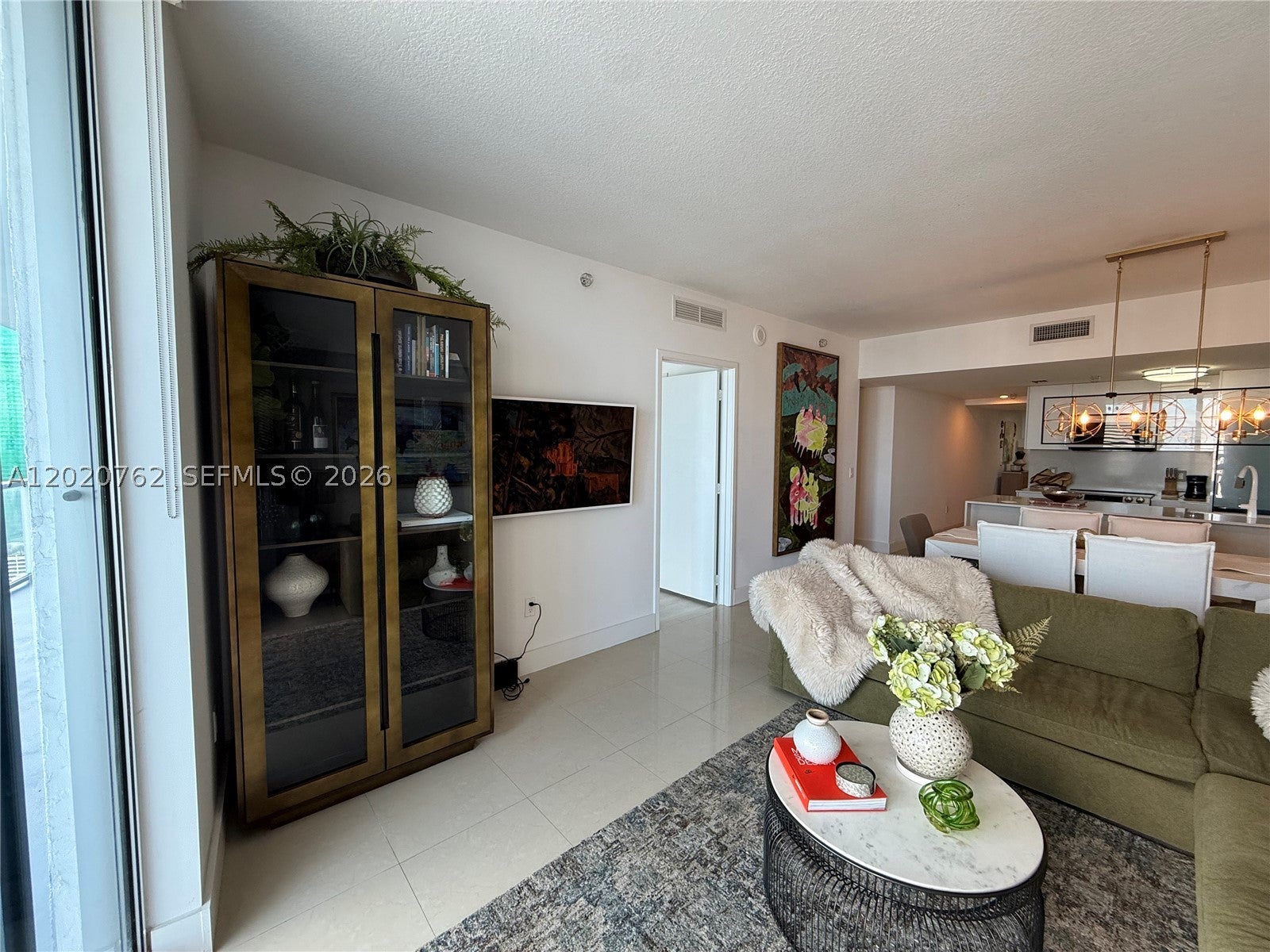 185 SW 7th St 3803