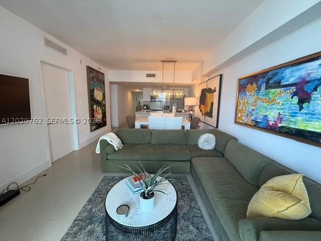 185 SW 7th St 3803