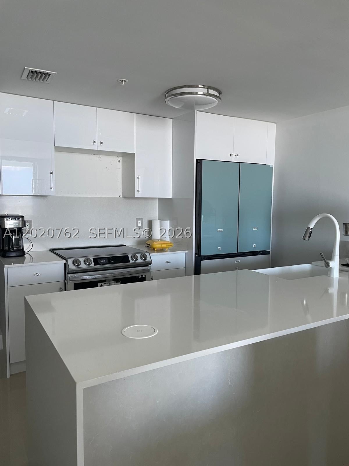 185 SW 7th St 3803