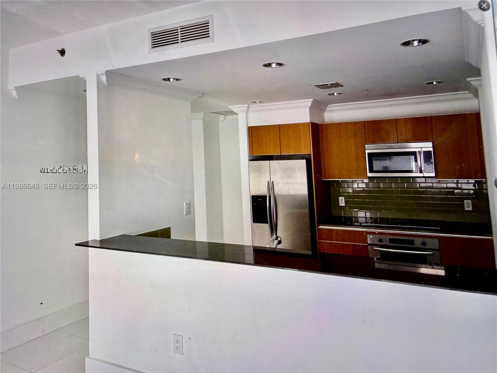 1060 BRICKELL CONDO - Residential Lease