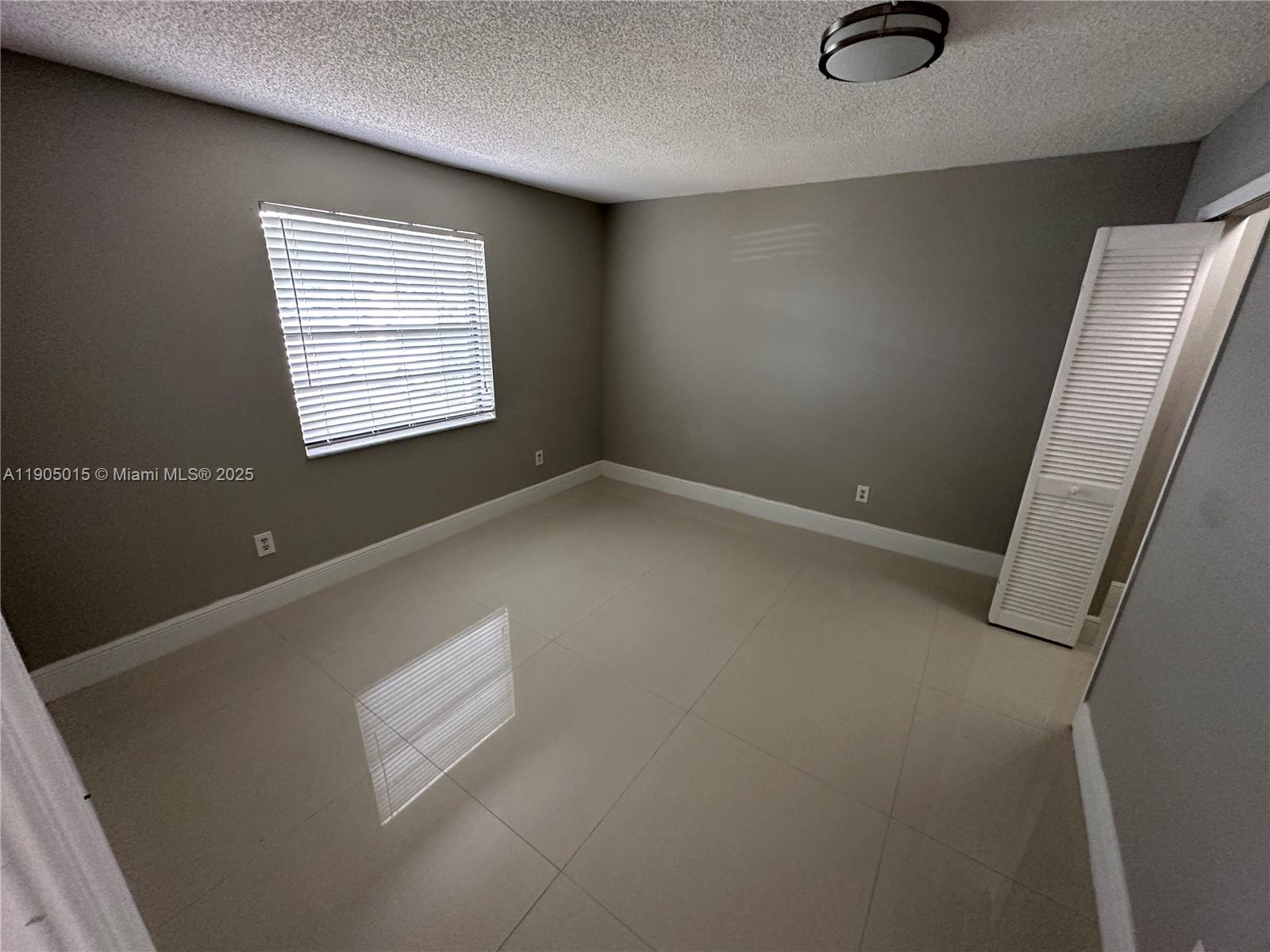 GABLES EAST OF BOCA BARWO - Residential