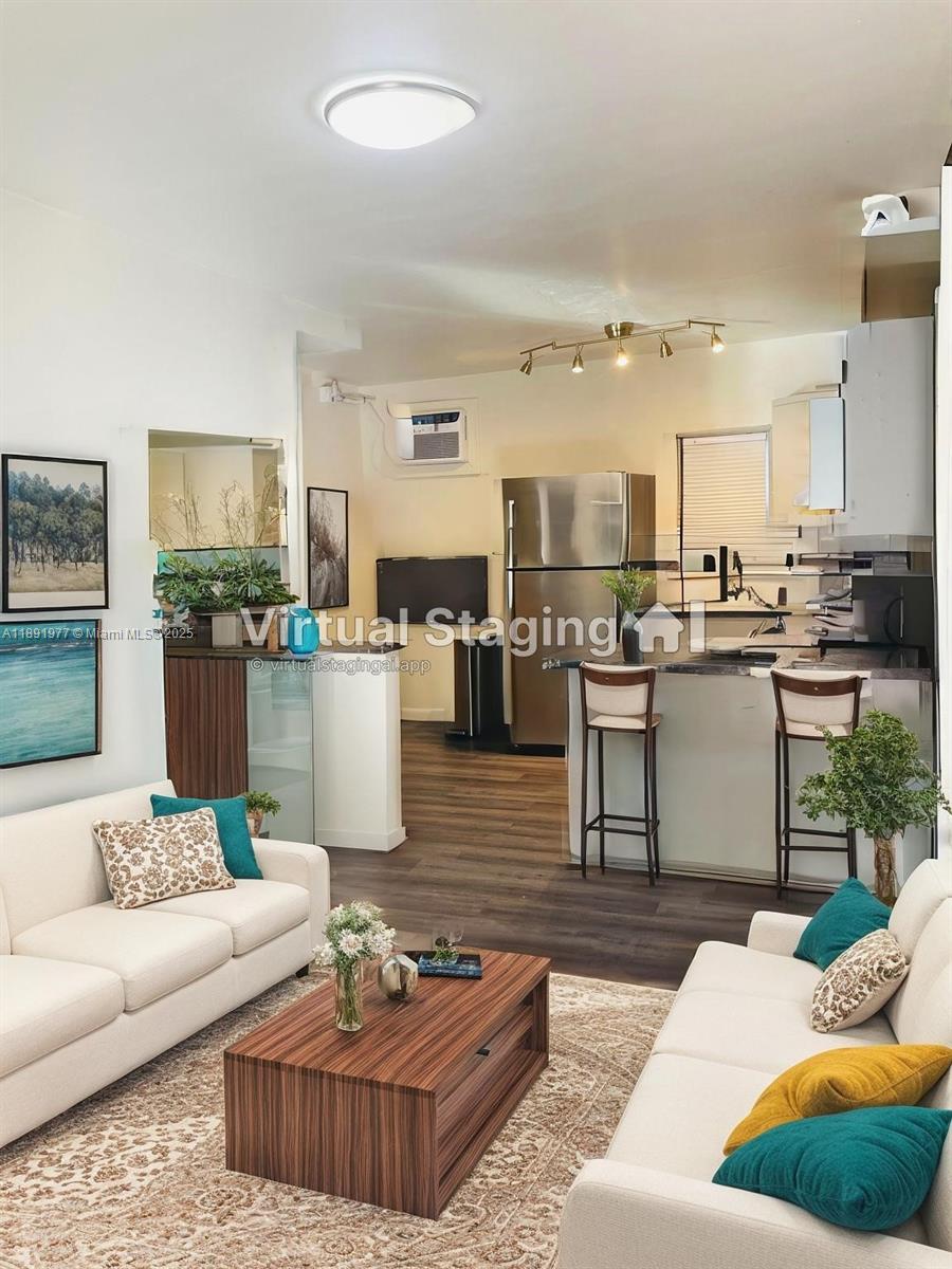HOLLYWOOD TERR NO 2 - Residential Lease