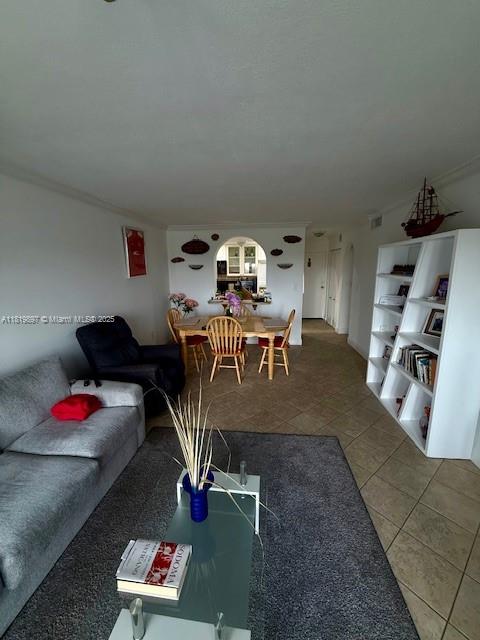 CASTILLIAN CLUB CONDO - Residential