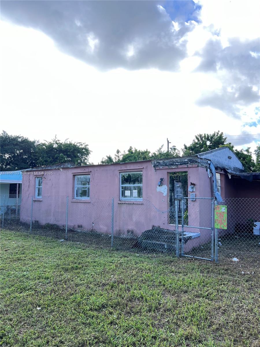 SUNNYSIDE ESTATES - Residential