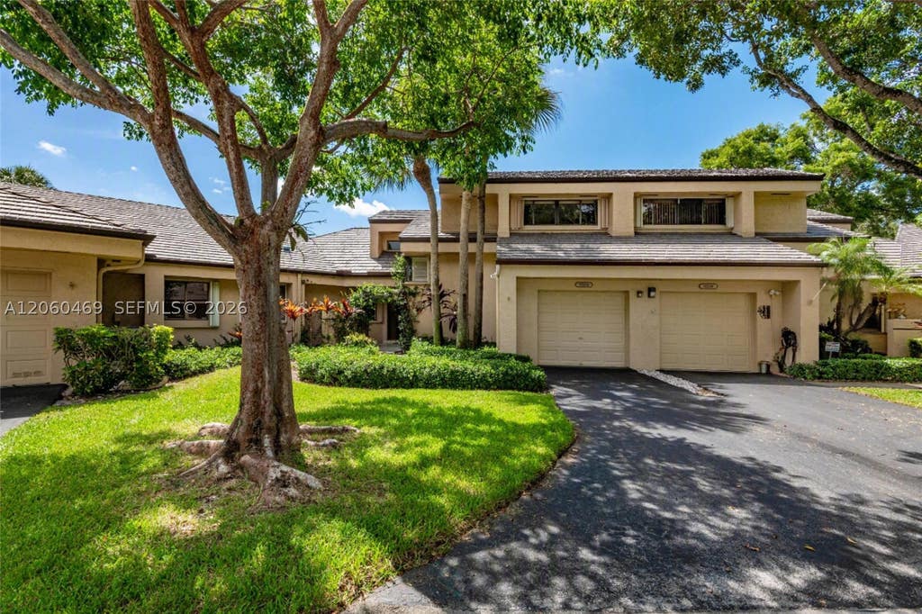 Photo of 9204 S Chelsea Dr S, Plantation, FL 33324 (MLS # A12060469)