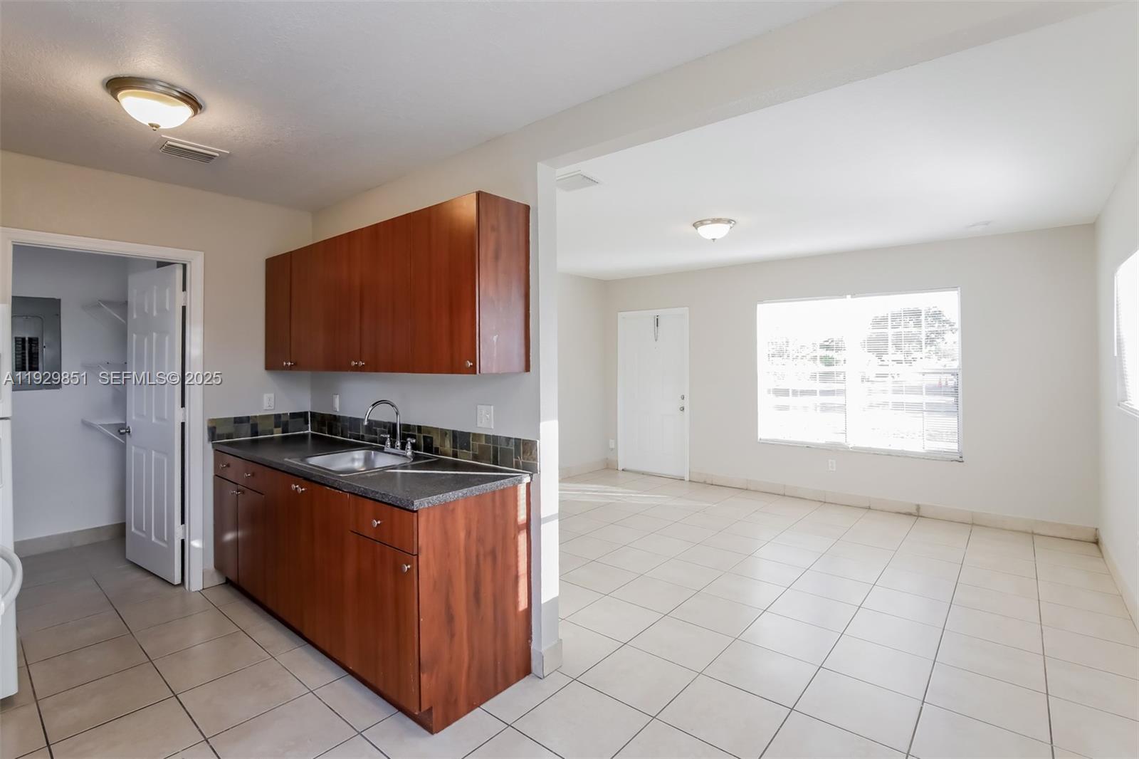 IVES ESTATES SEC 4 - Residential Lease