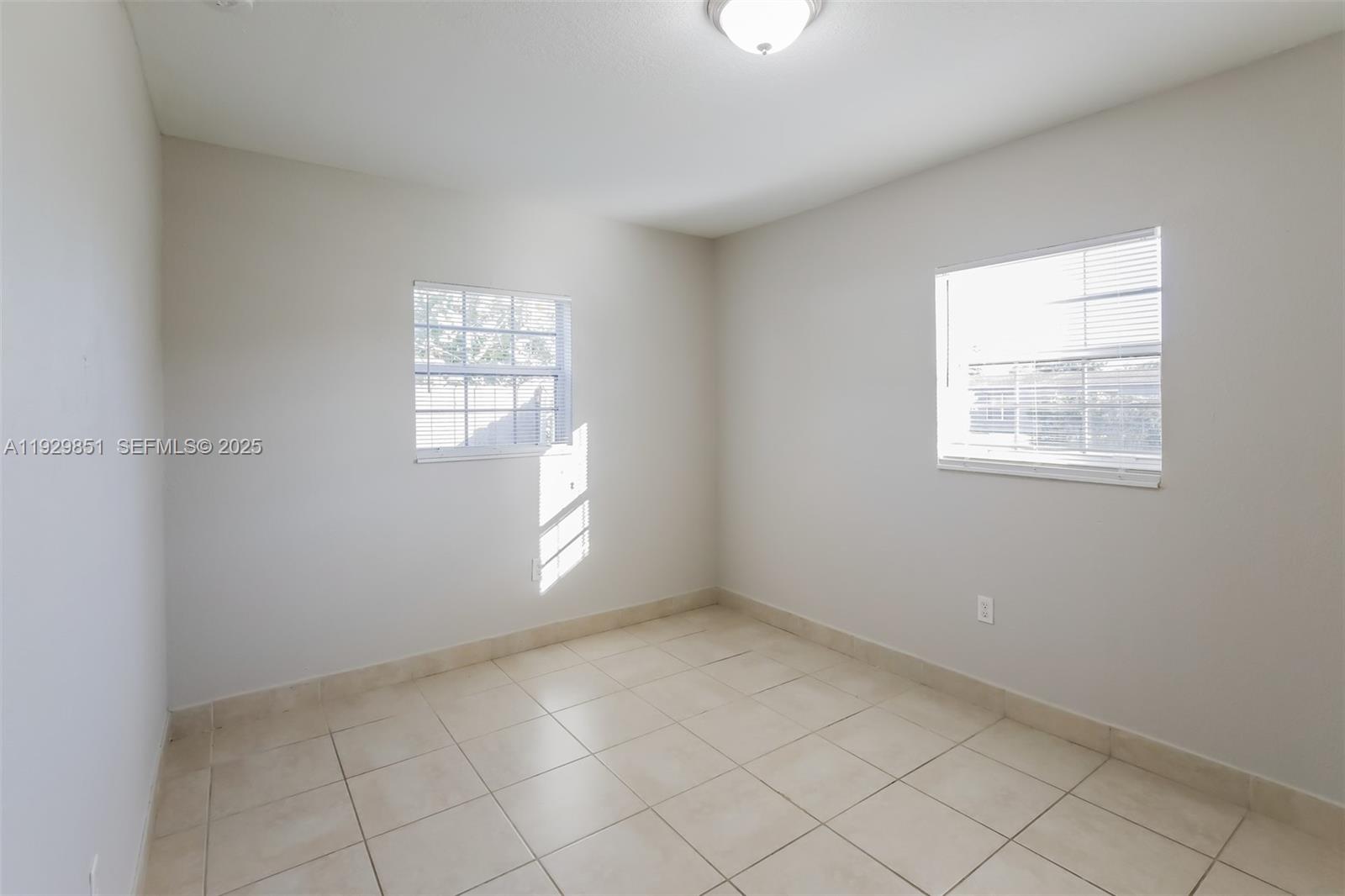 IVES ESTATES SEC 4 - Residential Lease