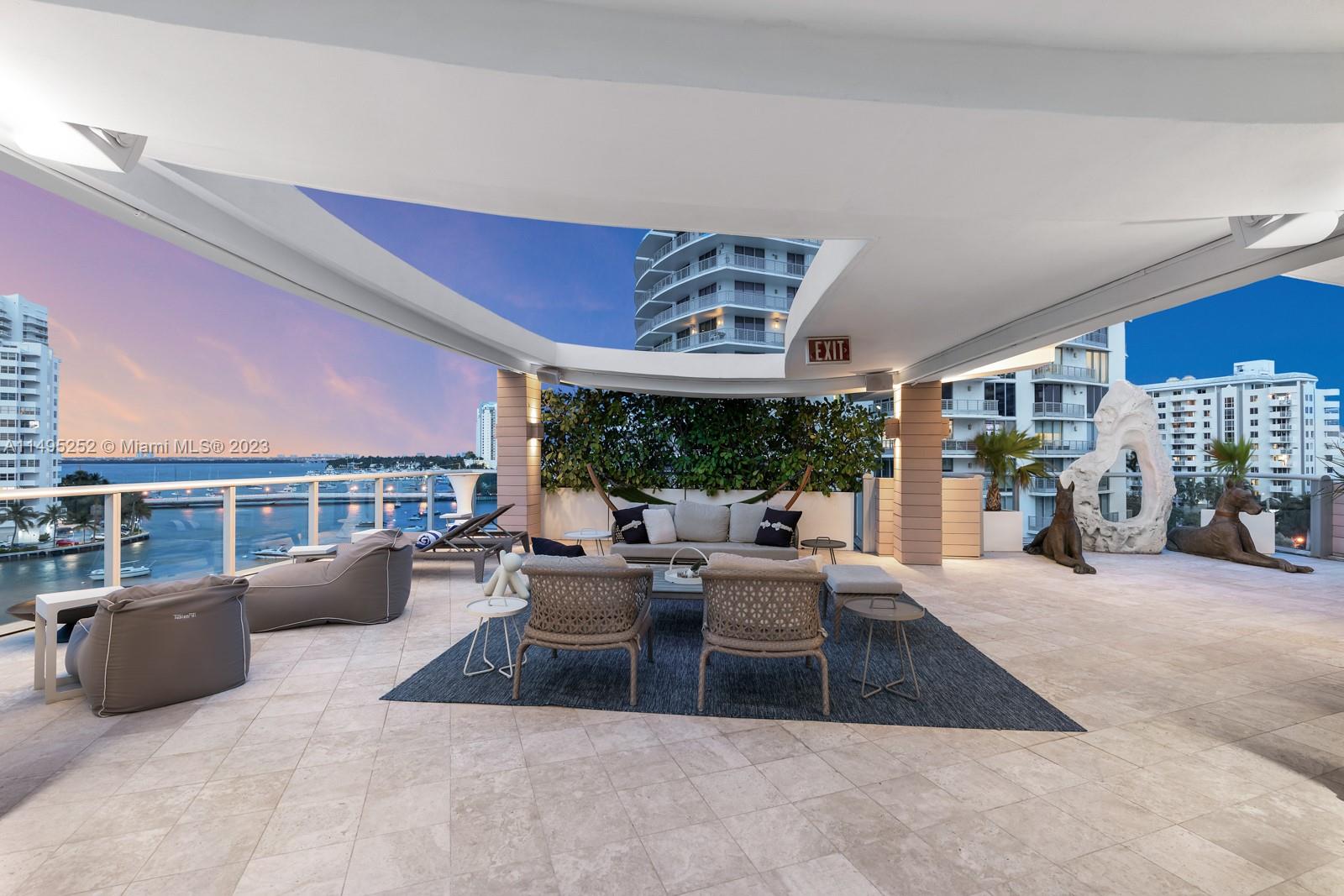 CAPRI SOUTH BEACH CONDO - Residential