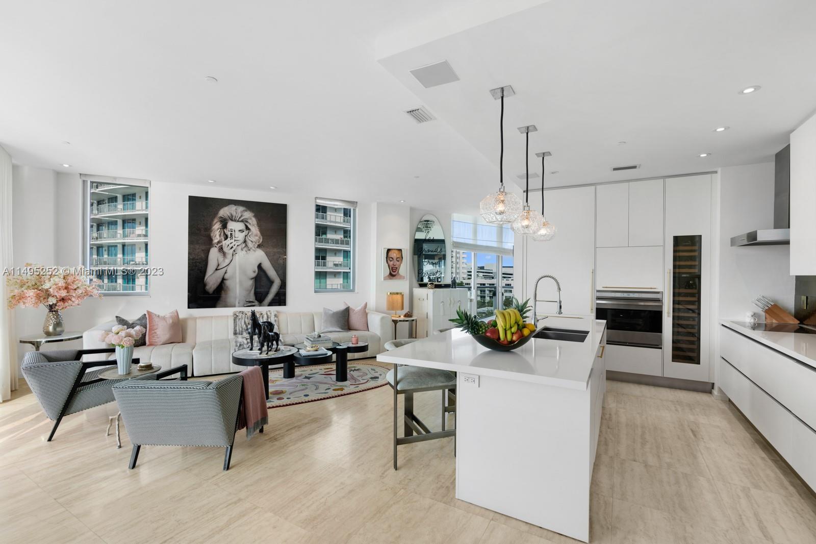 CAPRI SOUTH BEACH CONDO - Residential