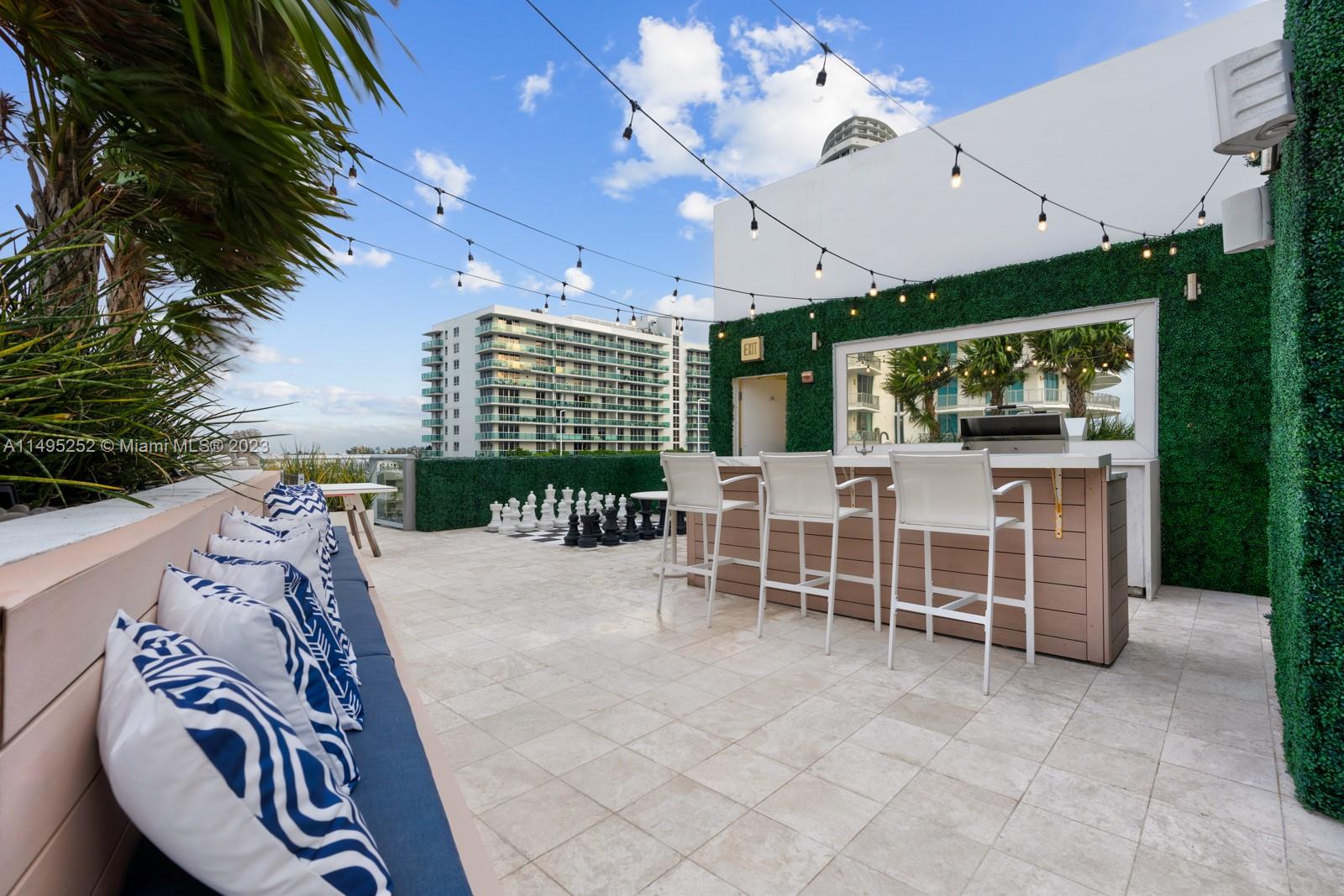 CAPRI SOUTH BEACH CONDO - Residential