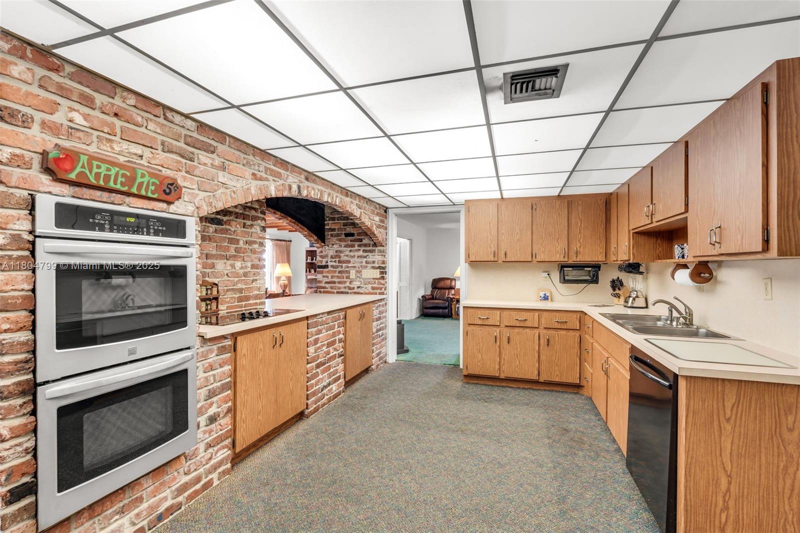 REDLAND CITRUS ORCHARDS S - Residential