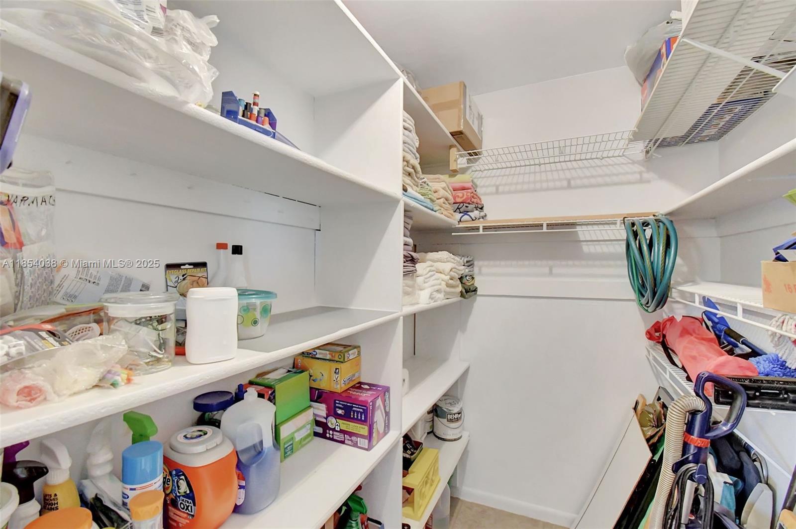 STAR PARADISE CONDO - Residential