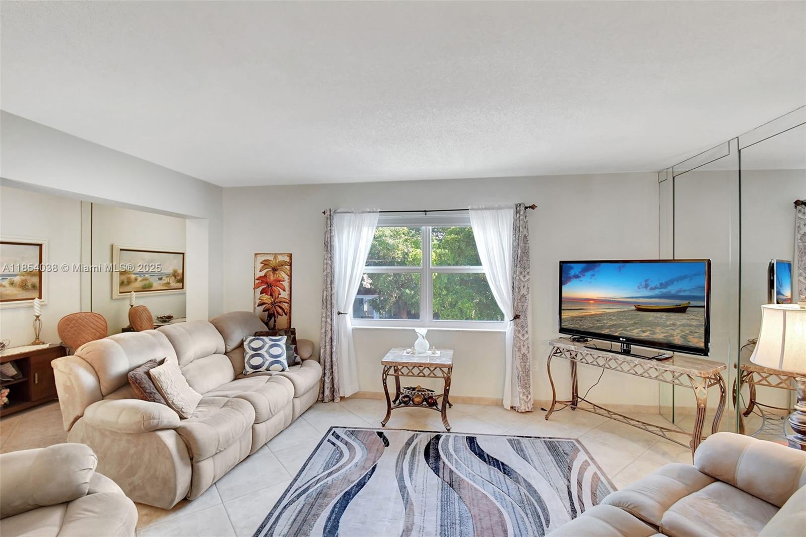 STAR PARADISE CONDO - Residential