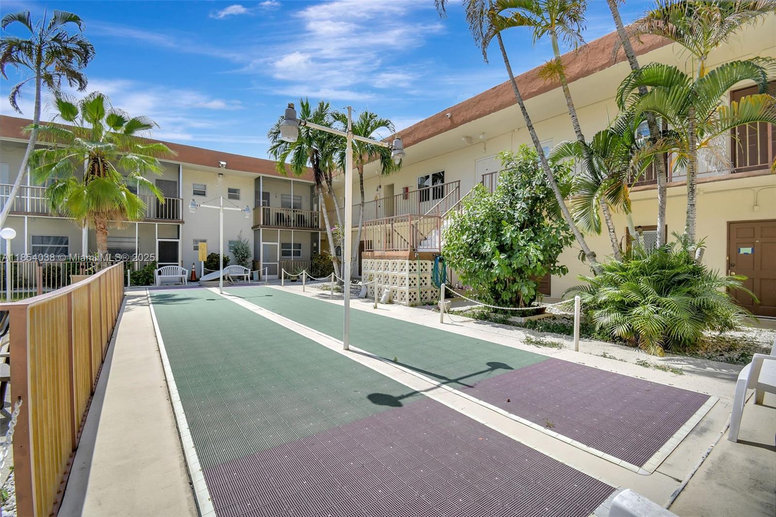 STAR PARADISE CONDO - Residential