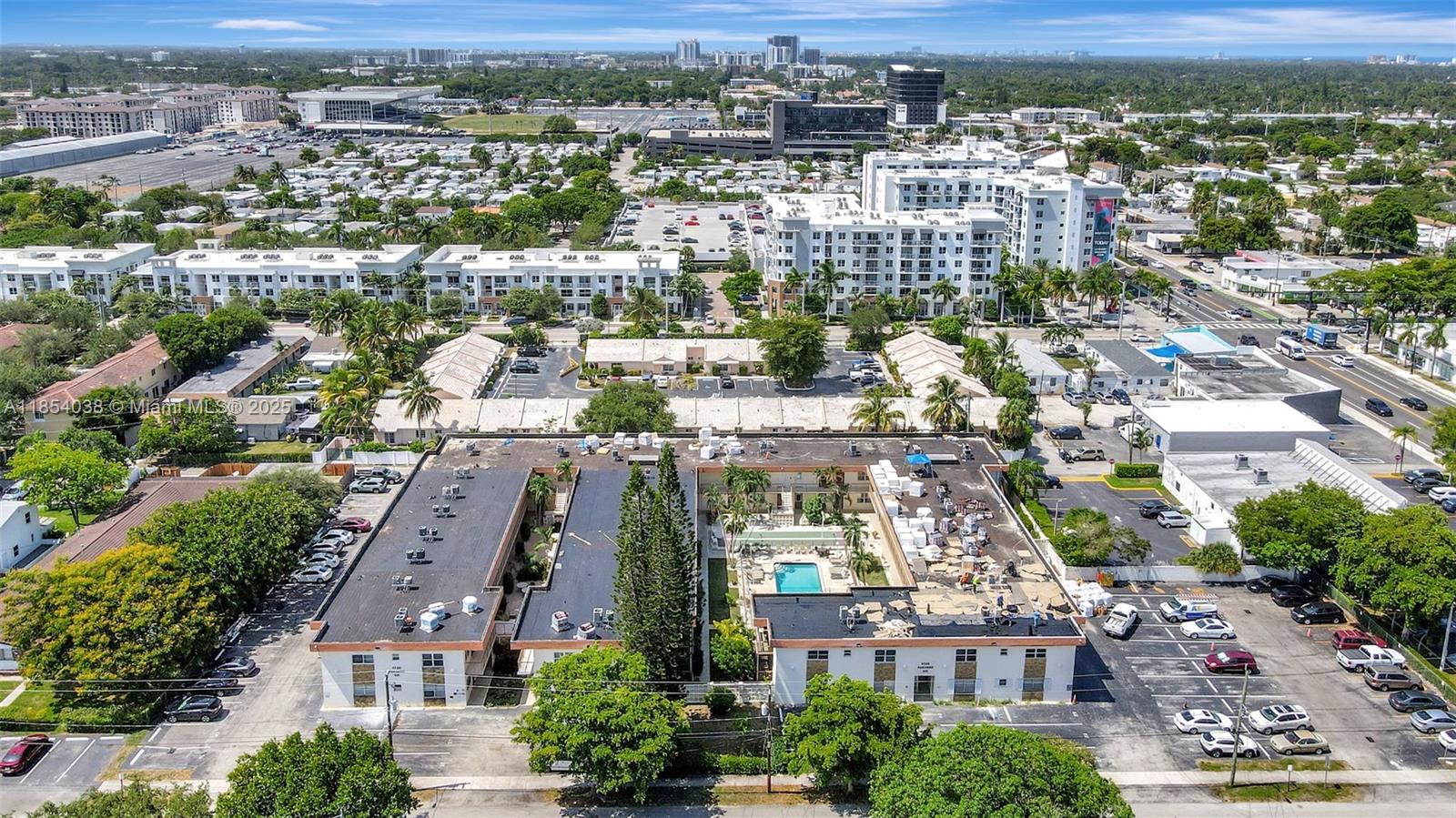 STAR PARADISE CONDO - Residential