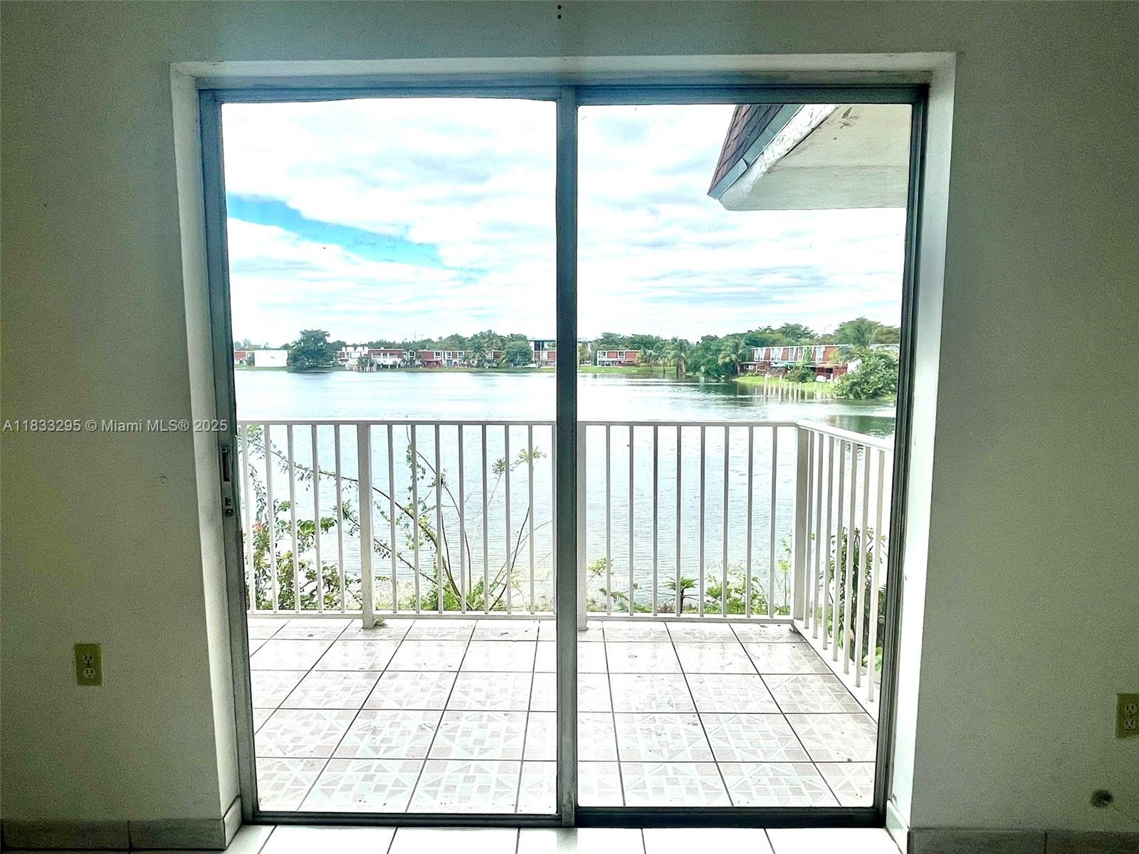 310 NW 107th Ave 208