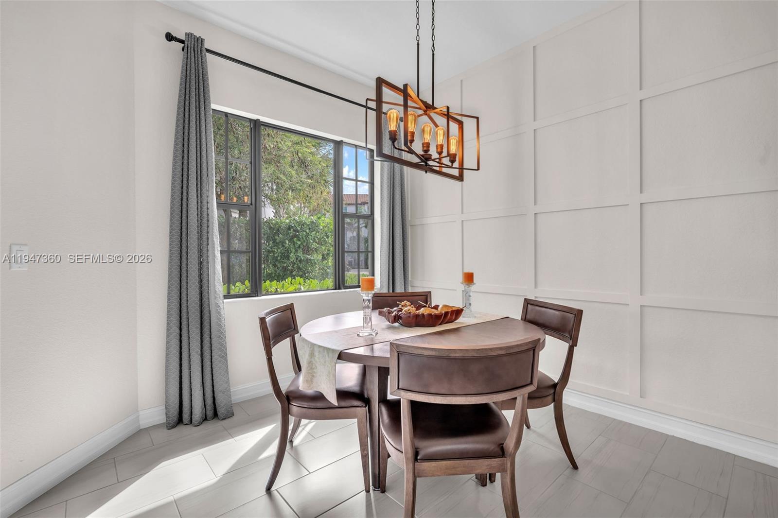 PEMBROKE LAKES SOUTH - Residential