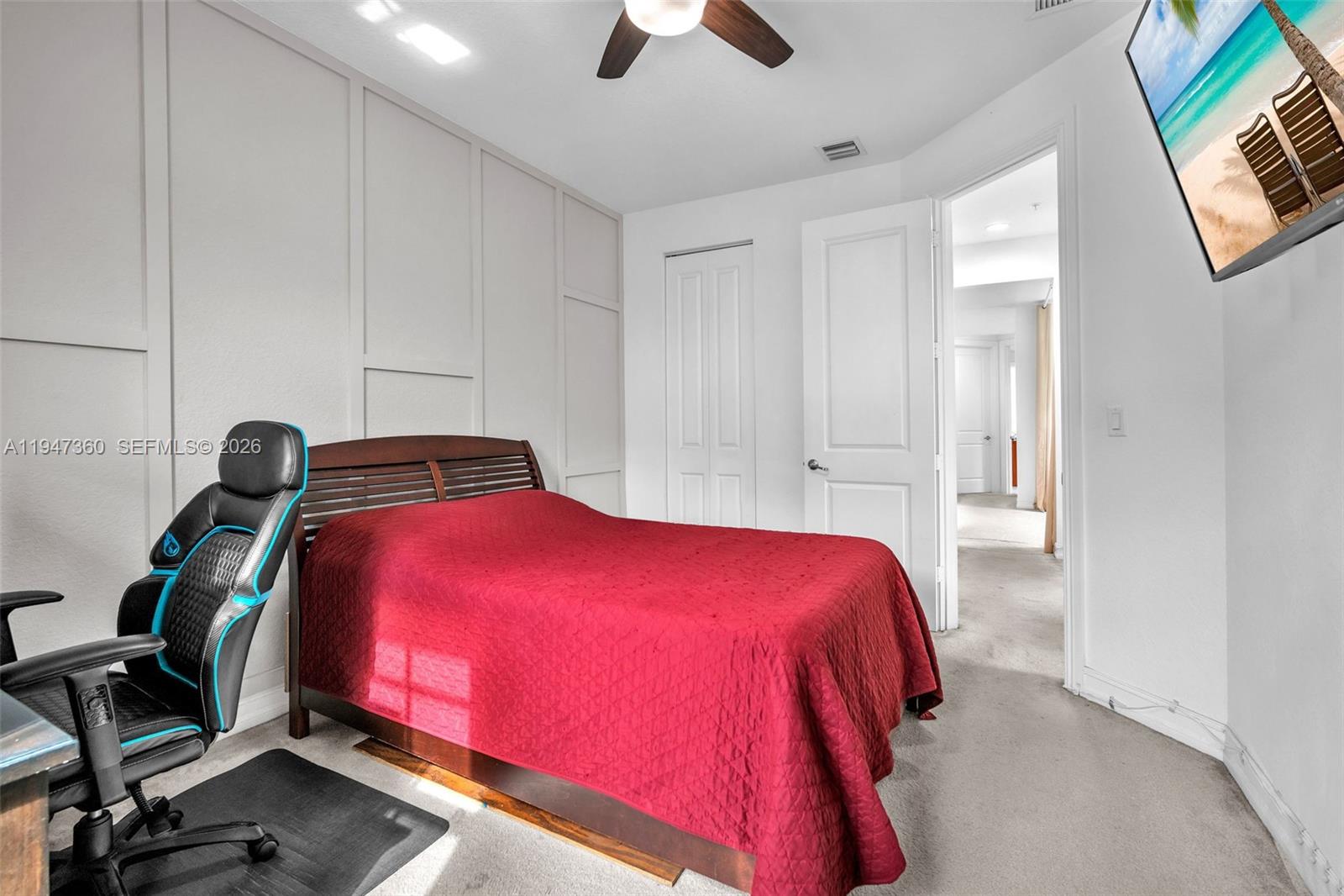 PEMBROKE LAKES SOUTH - Residential