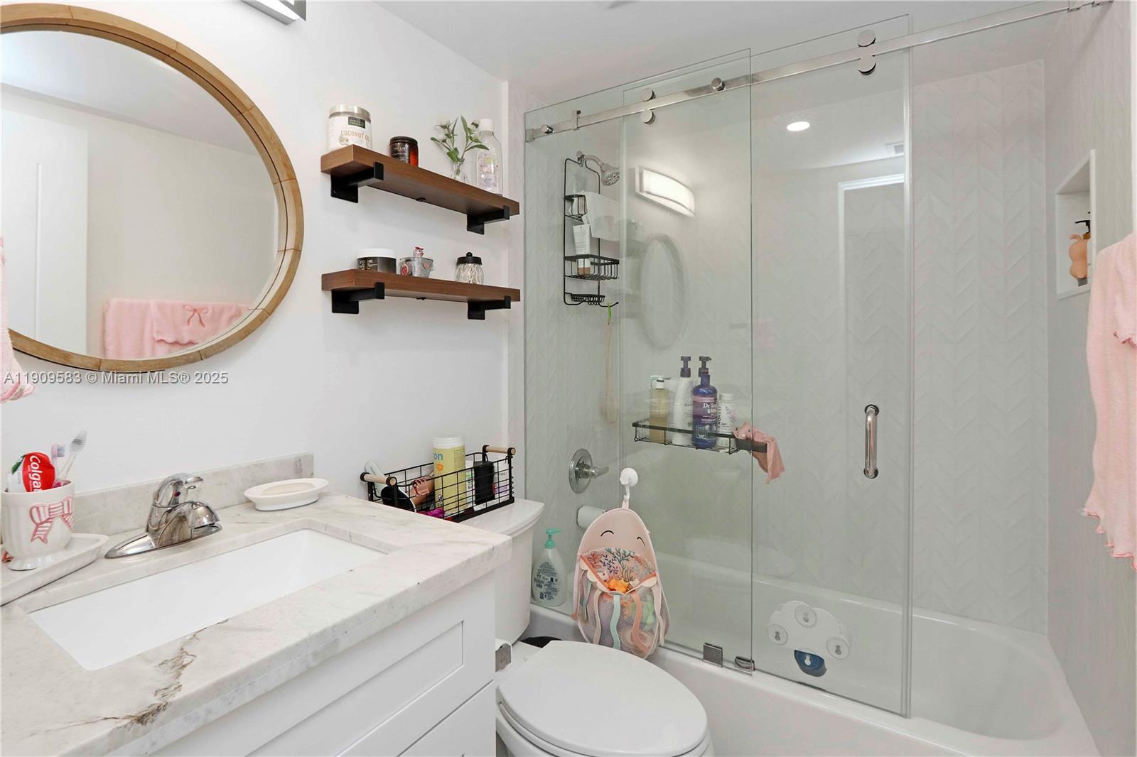 CORAL VILLAS REV - Residential