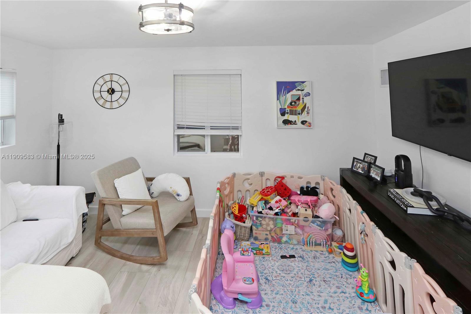 CORAL VILLAS REV - Residential