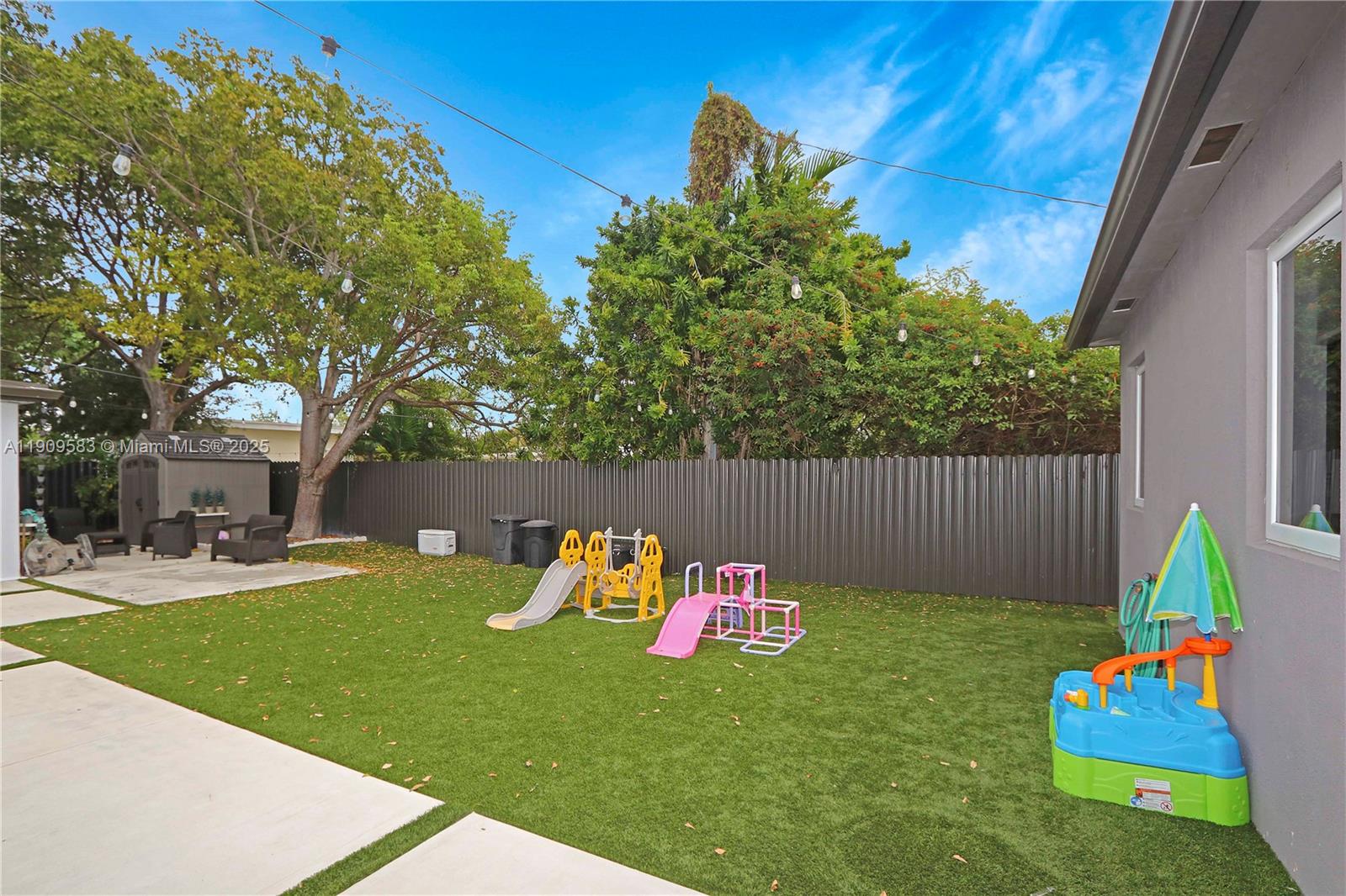 CORAL VILLAS REV - Residential