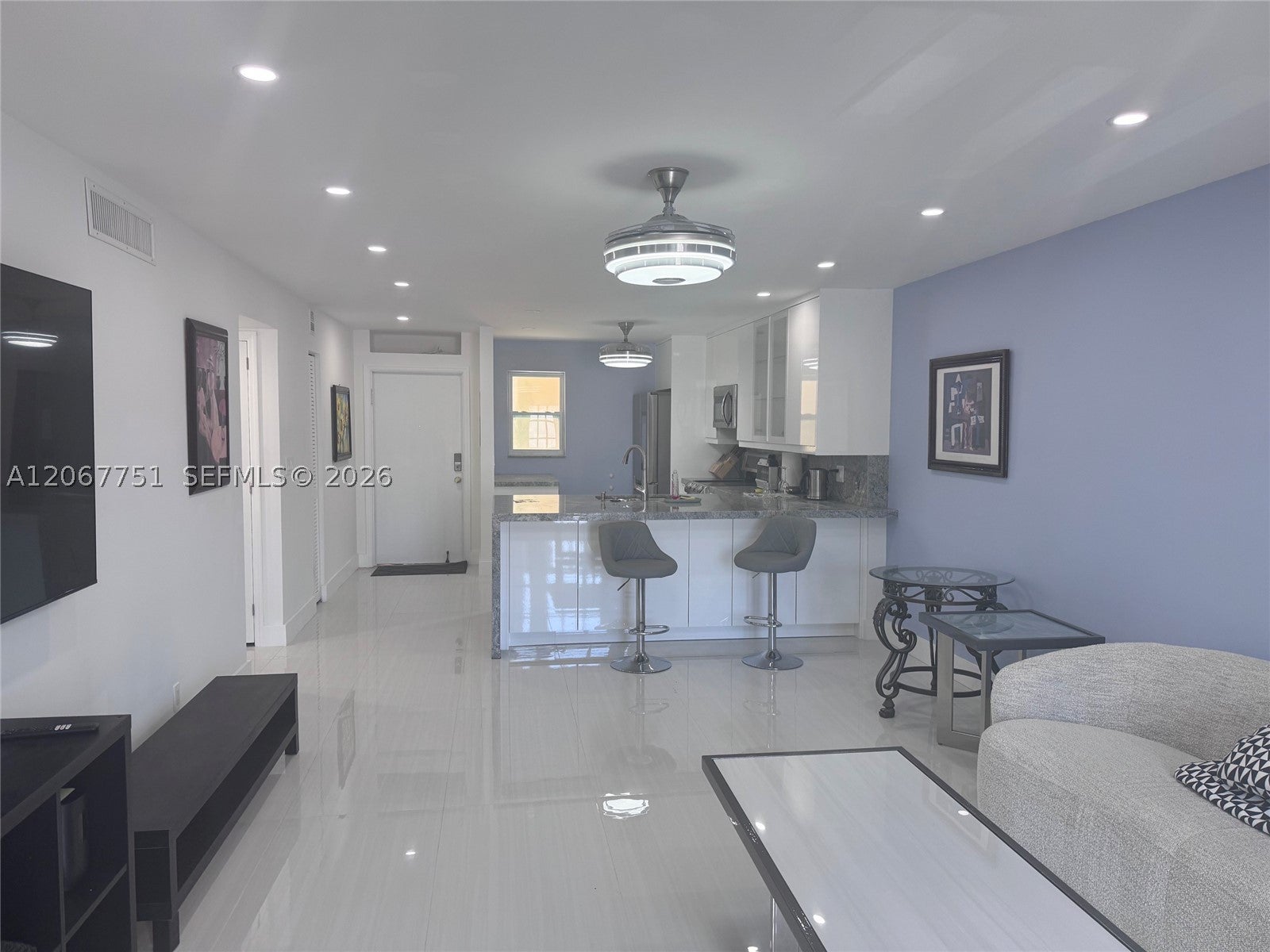 410 SE 2nd St 223, Hallandale Beach FL 33009