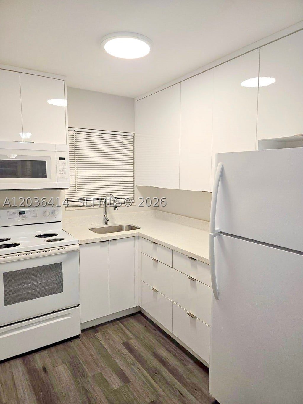Photo of 2008 Jackson St #B2, Hollywood, FL 33020 (MLS # A12036414)