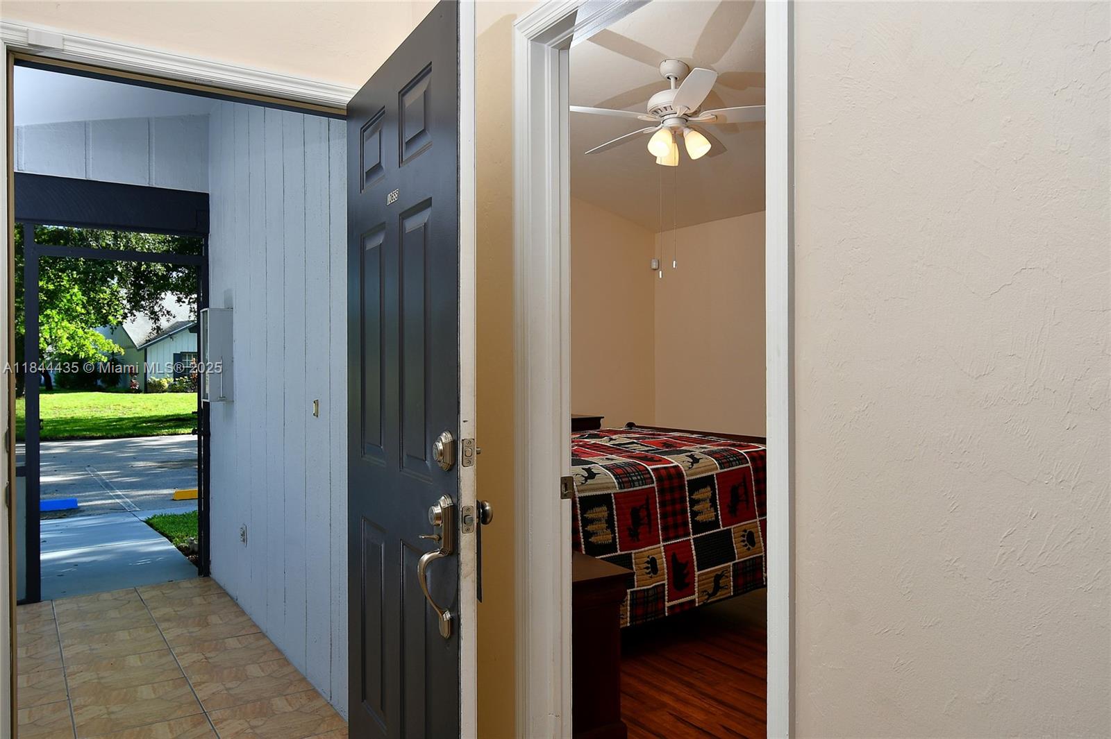 BEACON SQUARE - Residential