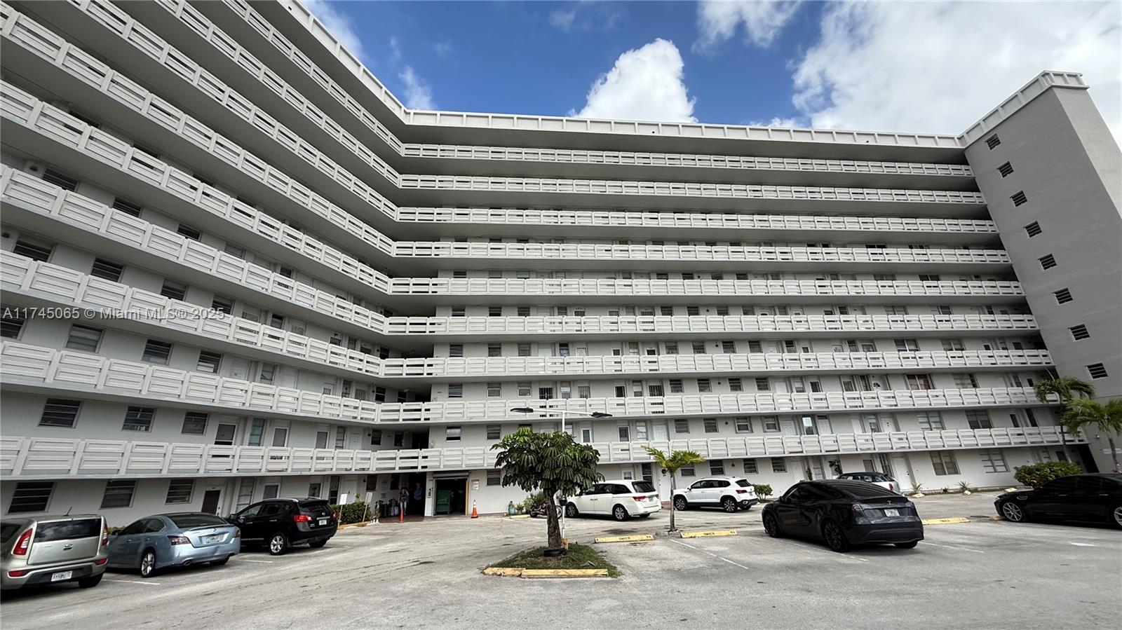 Property for Sale at 1401 Ne Miami Gardens Dr 389, Miami, Broward County, Florida - Bedrooms: 2 
Bathrooms: 2  - $245,000