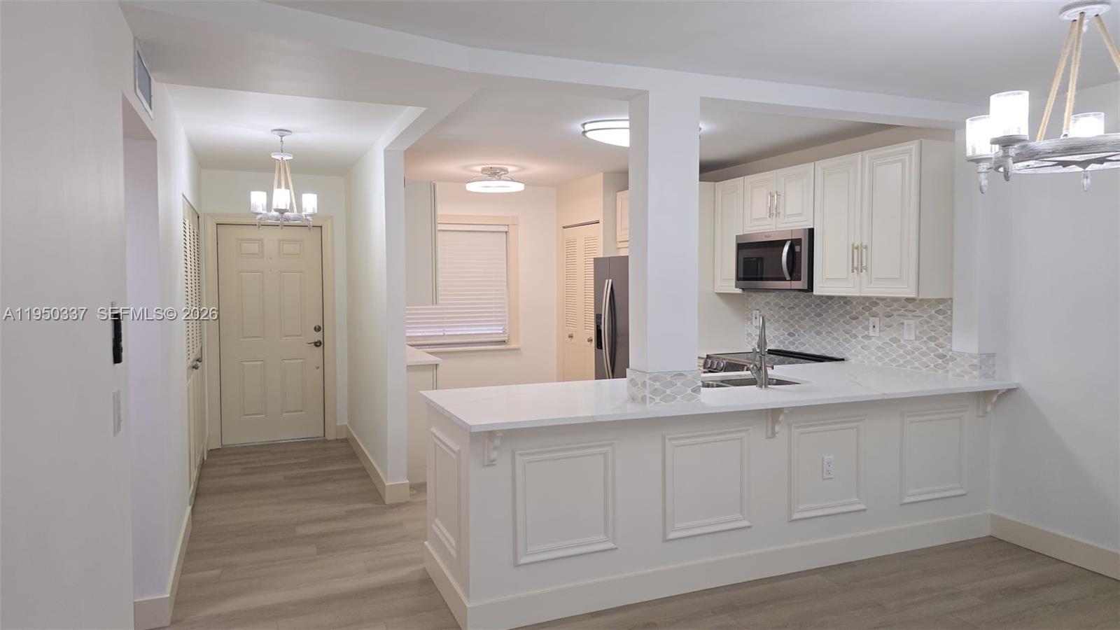 PALM LAKES CONDO - Residential