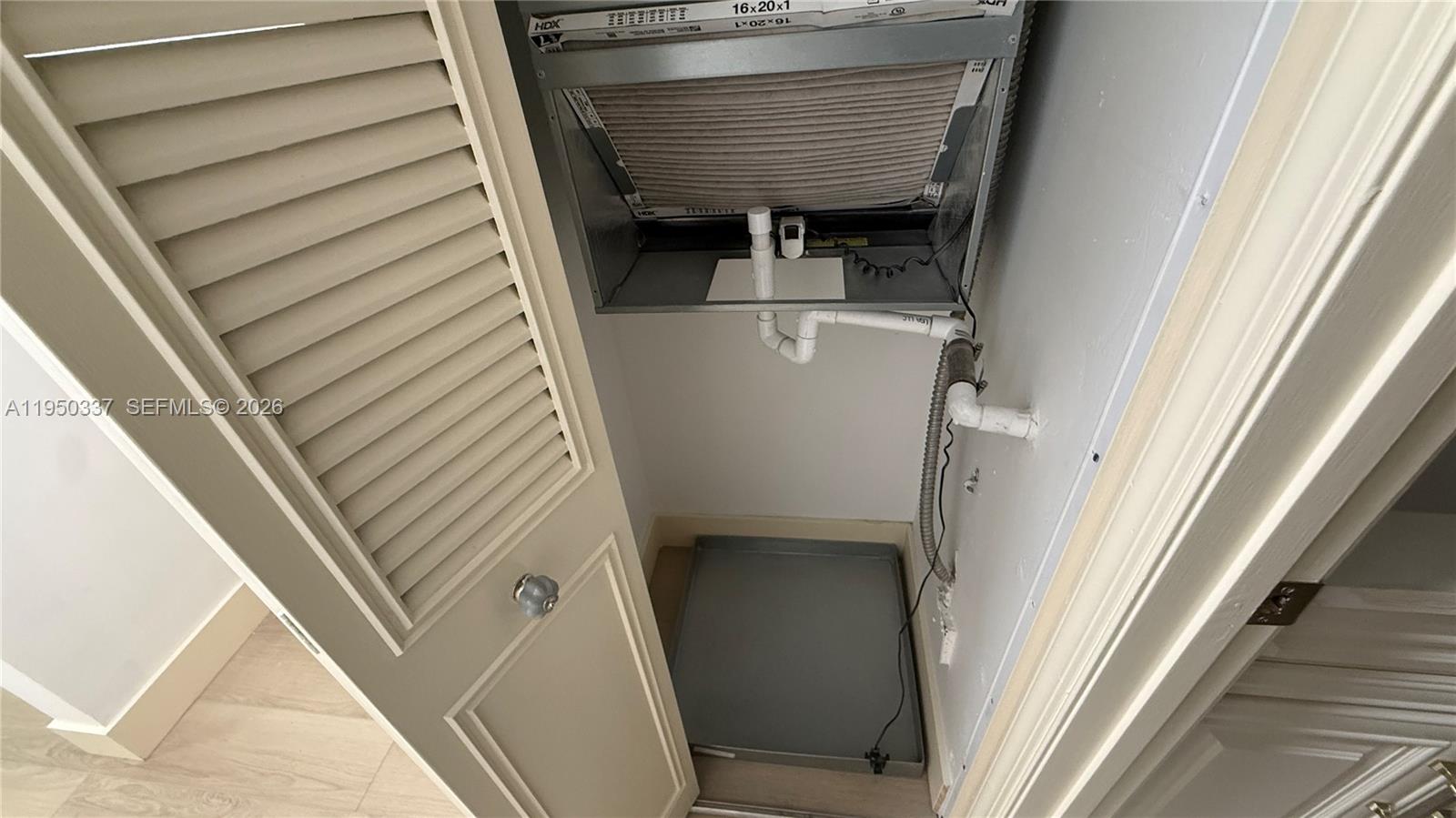 PALM LAKES CONDO - Residential