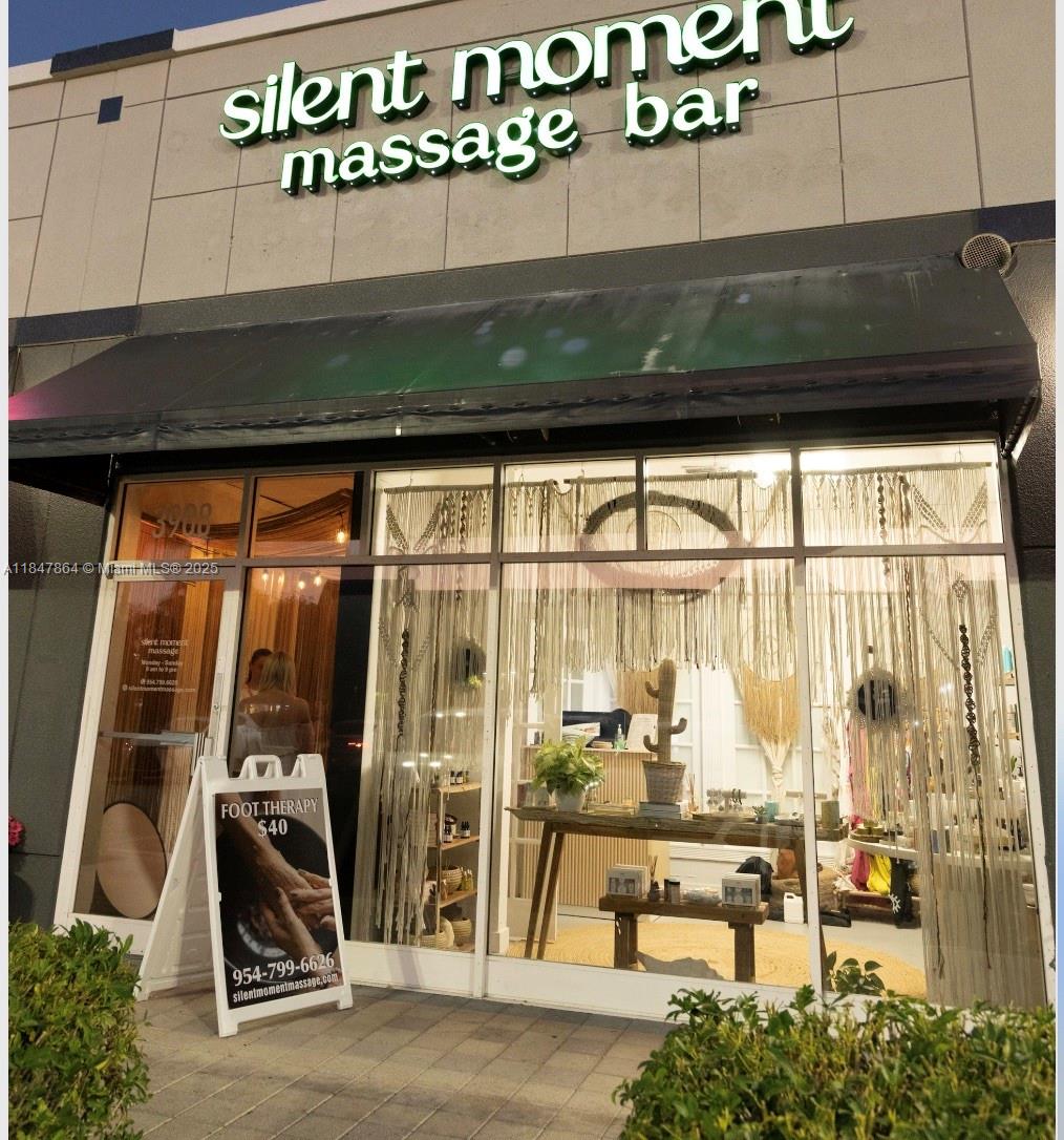 Fire Sale:
Permitted Uses Per Lease: Day spa, waxing, facials, stretching, massage and reflexology services
Total Monthly Lease Payments: $5,884. (inclusive of all NNN fees+ sales tax)
Lease Termination Date: December 15, 2026
Option To Renew: 36 Month Option.
Treatment Rooms: 6 private rooms designed for massages, facials, and body treatments.
Reception Area: A welcoming front desk and waiting lounge designed for customer comfort and smooth check-in/check-out flow.
Fixtures & Furniture: seating, decor, shelving, massage tables. ***ASSET SALE ONLY***No Brand, No Clients, No Revenue will be conveyed. We are RETAINING our Brand and Clients from this Location.
