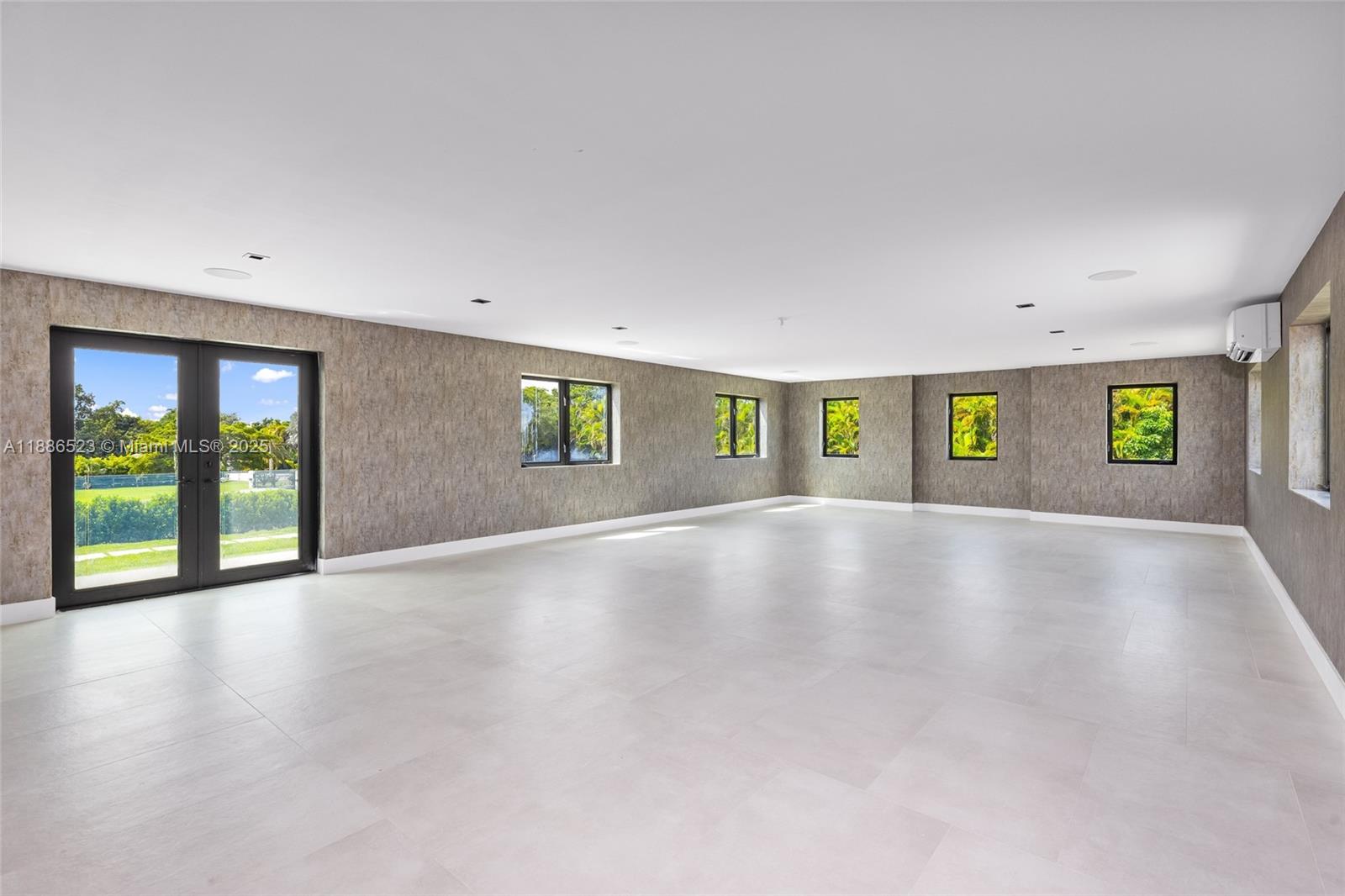 FLA FRUIT LANDS CO SUB NO - Residential