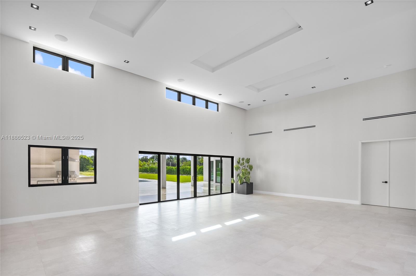 FLA FRUIT LANDS CO SUB NO - Residential