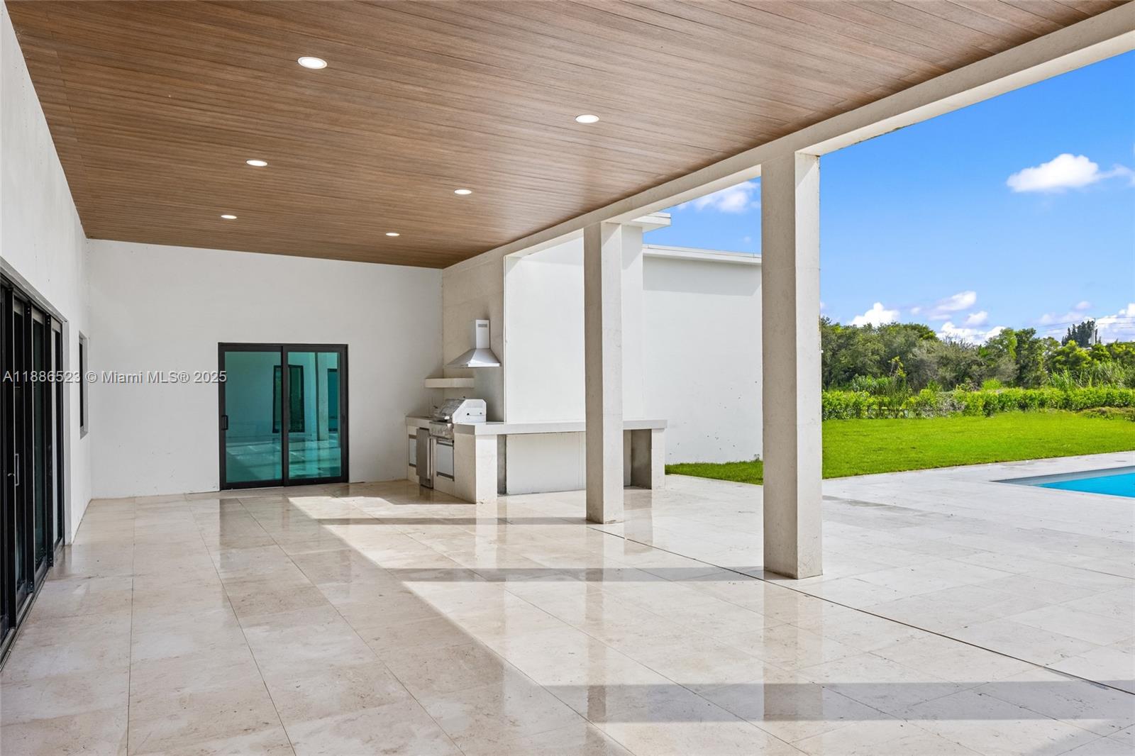FLA FRUIT LANDS CO SUB NO - Residential