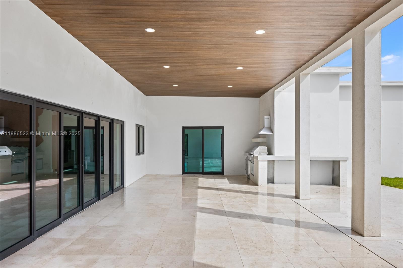FLA FRUIT LANDS CO SUB NO - Residential