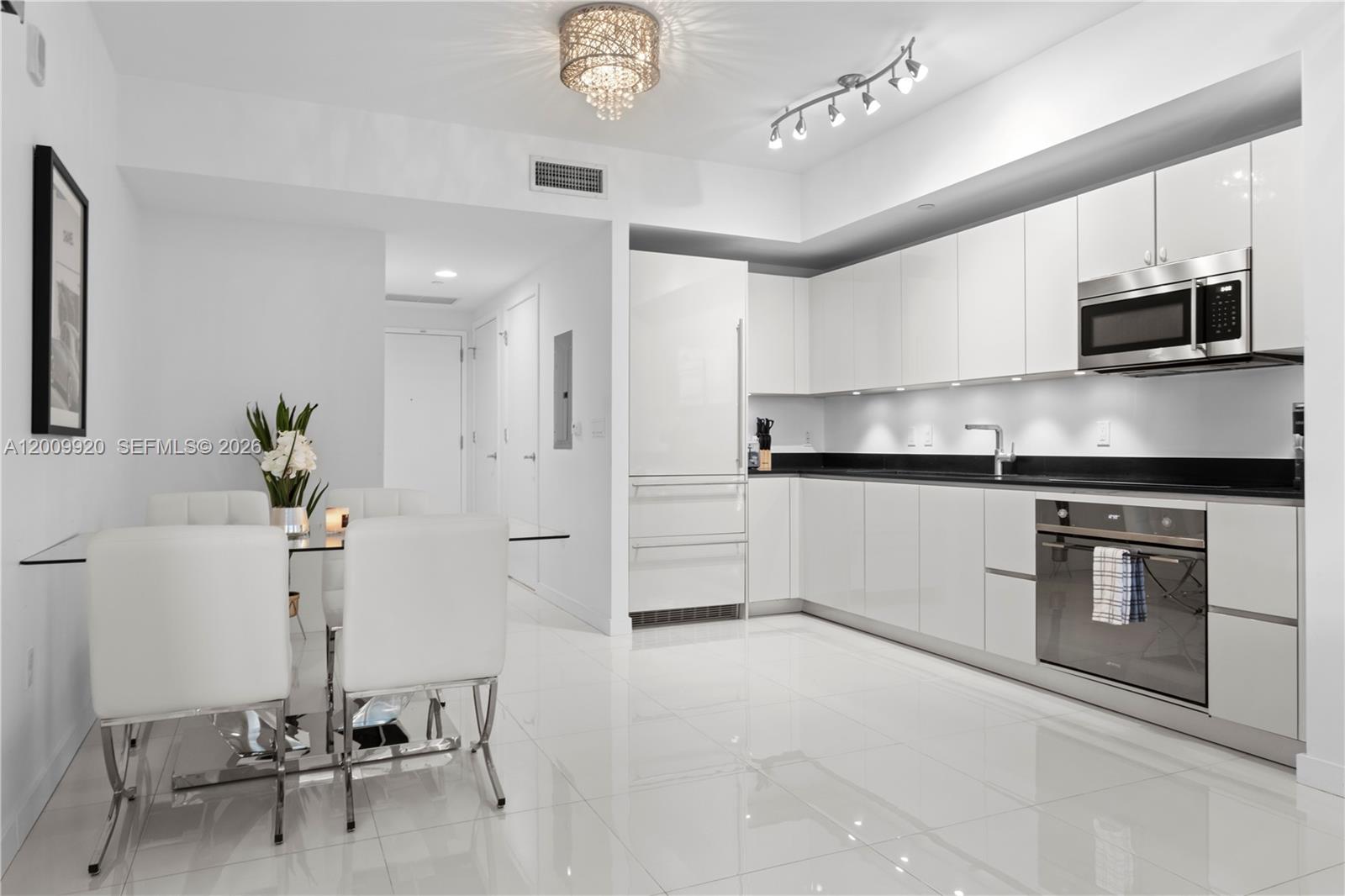 1010 Brickell Ave 4608