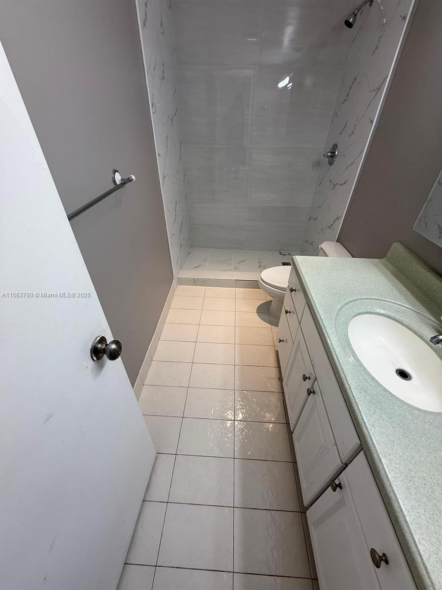 ARLEN HOUSE CONDO - Residential