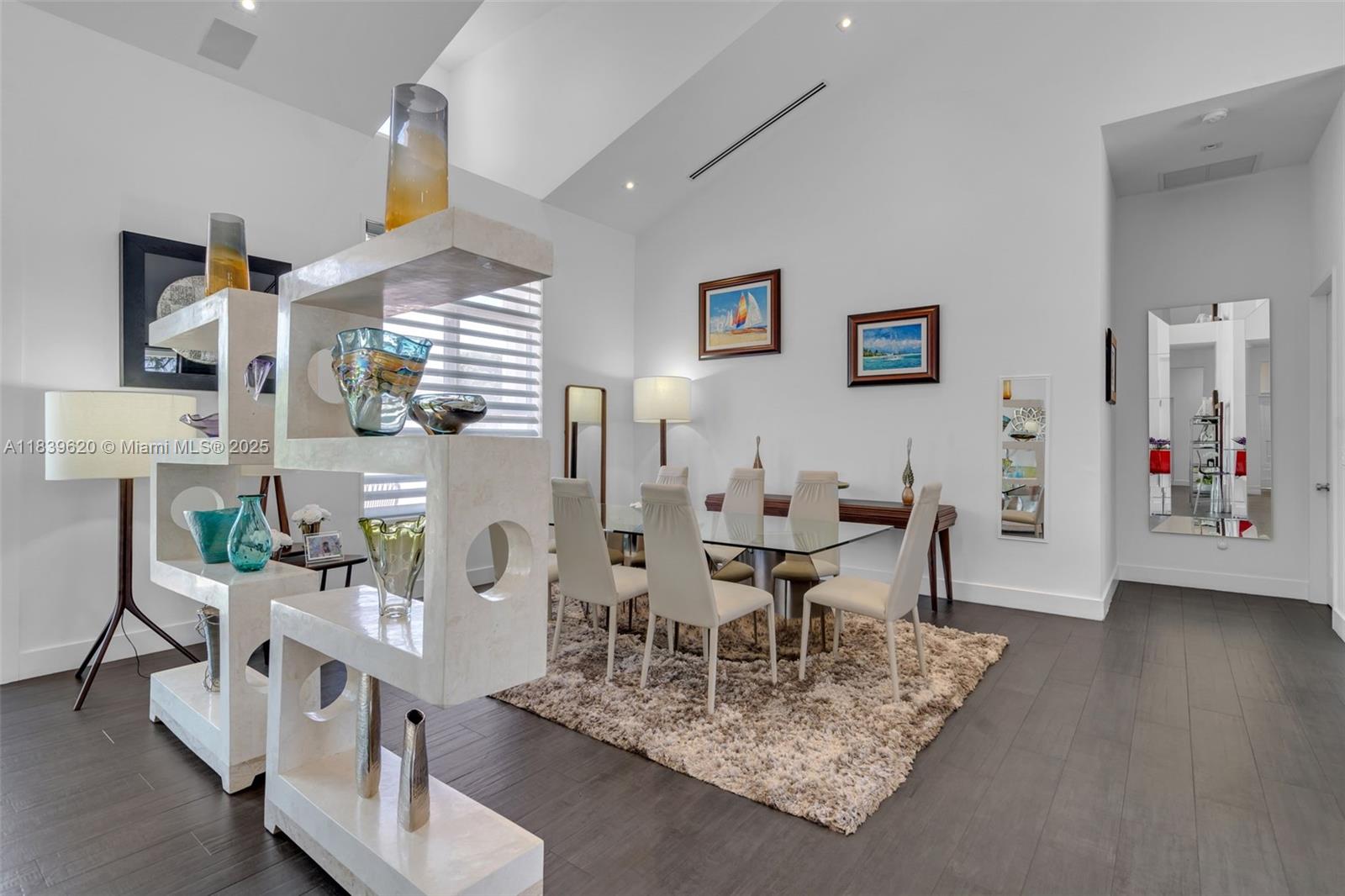 QUEENS COURT ESTATES - Residential