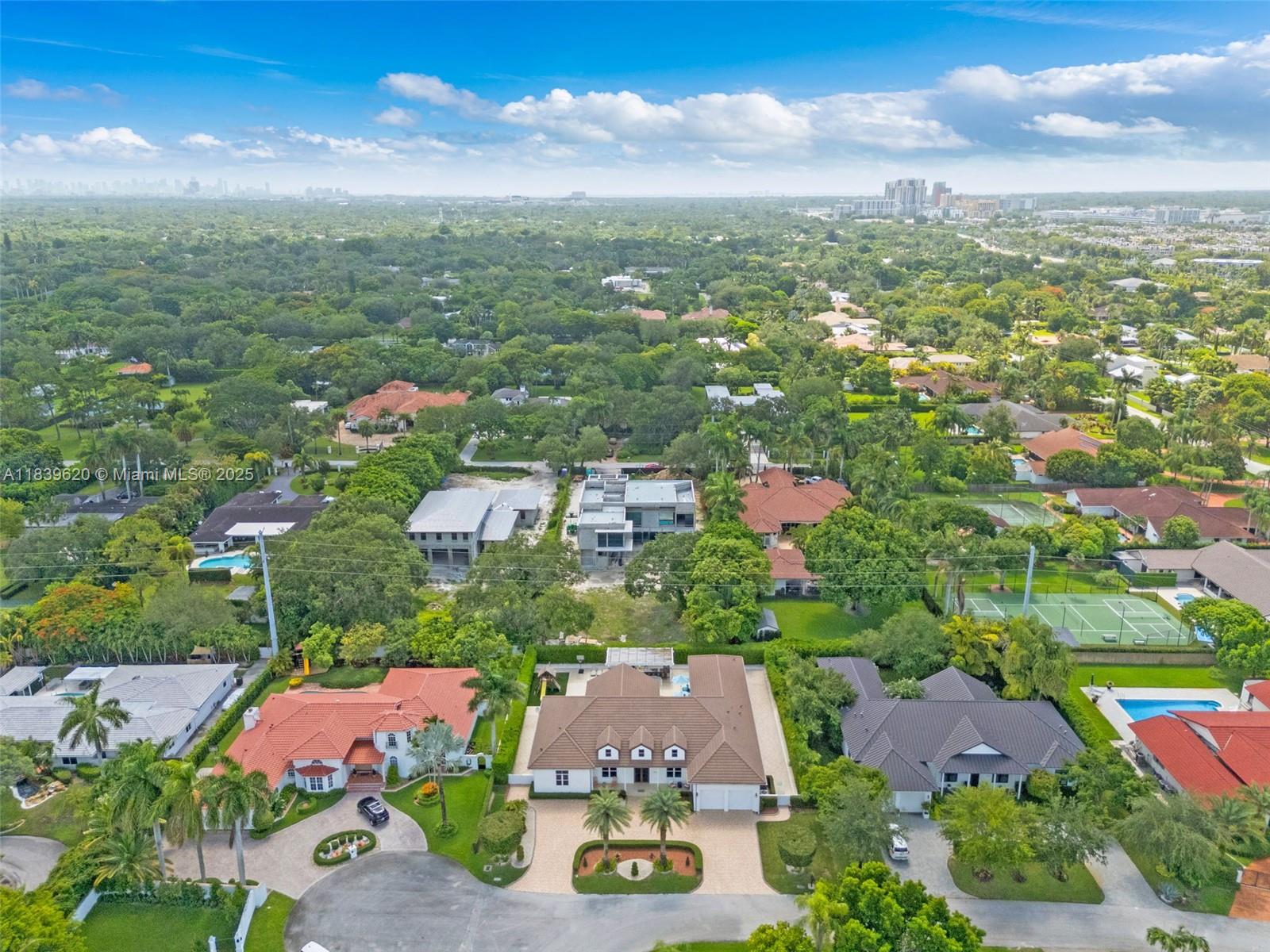 QUEENS COURT ESTATES - Residential