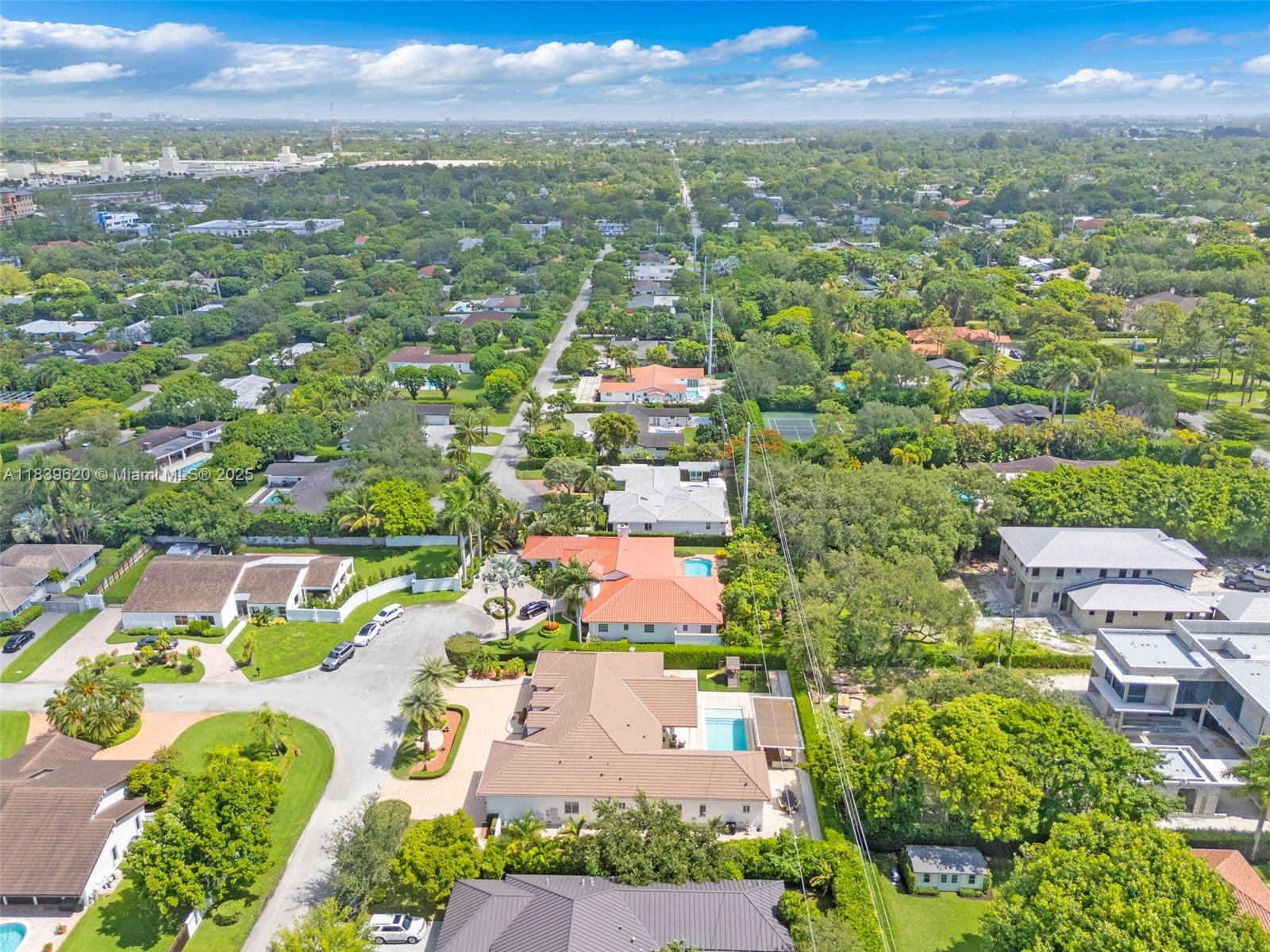 QUEENS COURT ESTATES - Residential