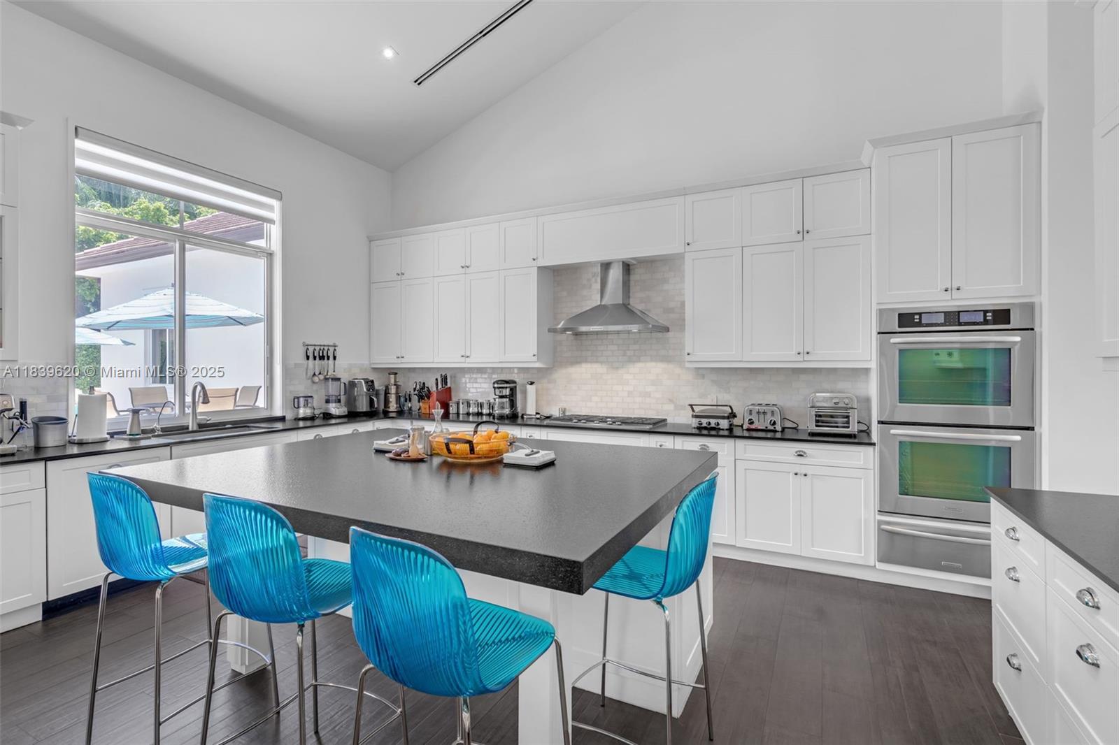 QUEENS COURT ESTATES - Residential