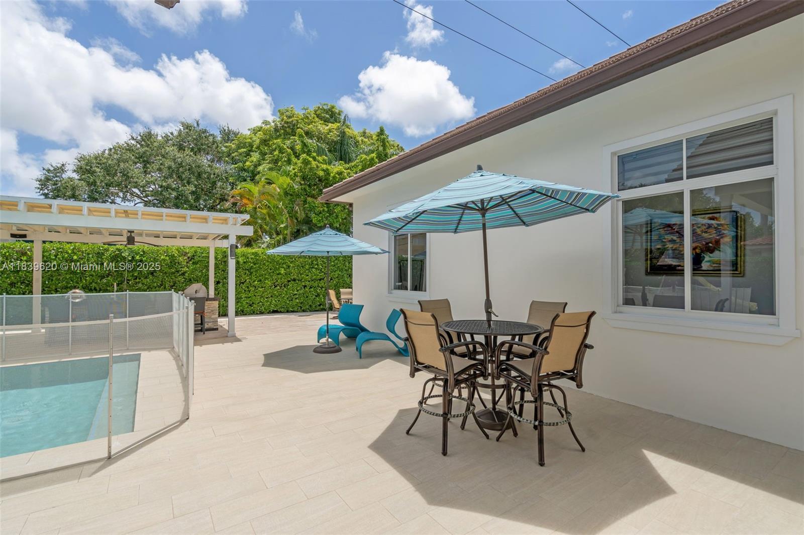 QUEENS COURT ESTATES - Residential