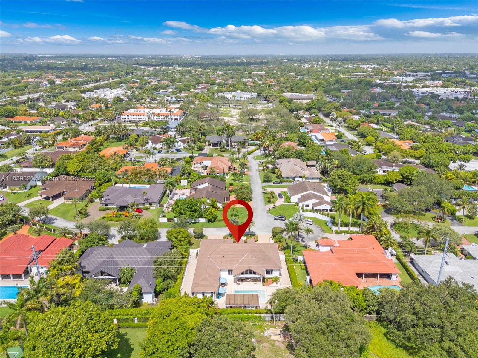 QUEENS COURT ESTATES - Residential