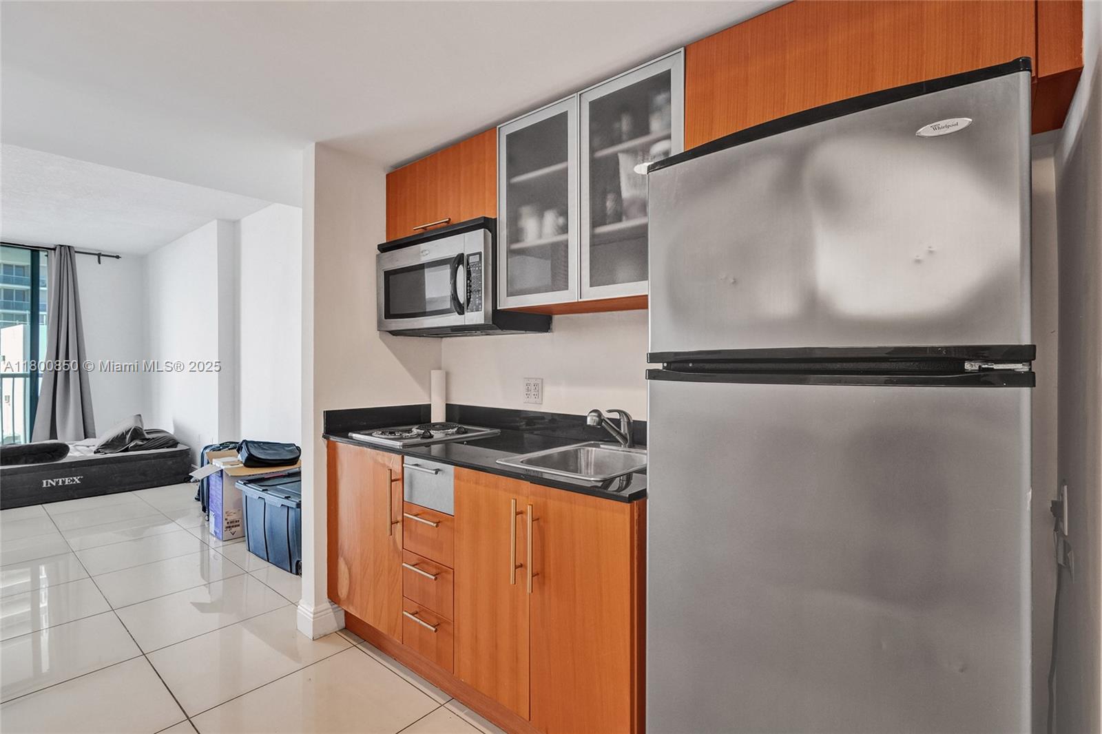 OPERA TOWER CONDO - Residential