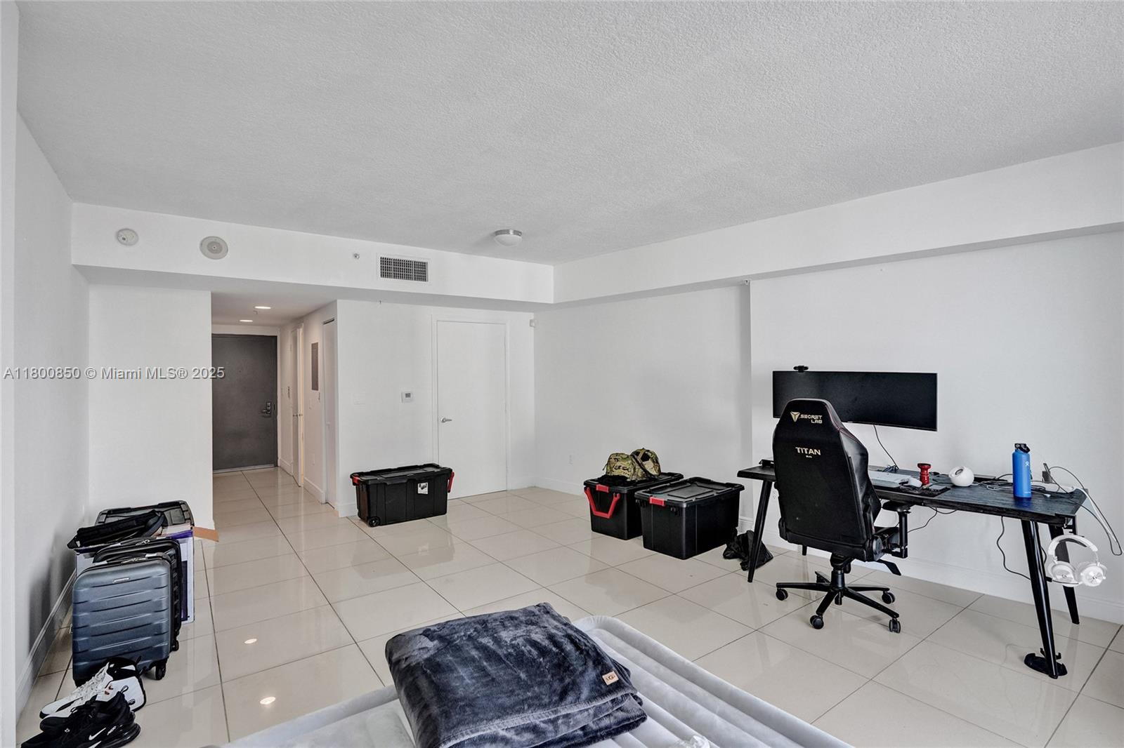 OPERA TOWER CONDO - Residential