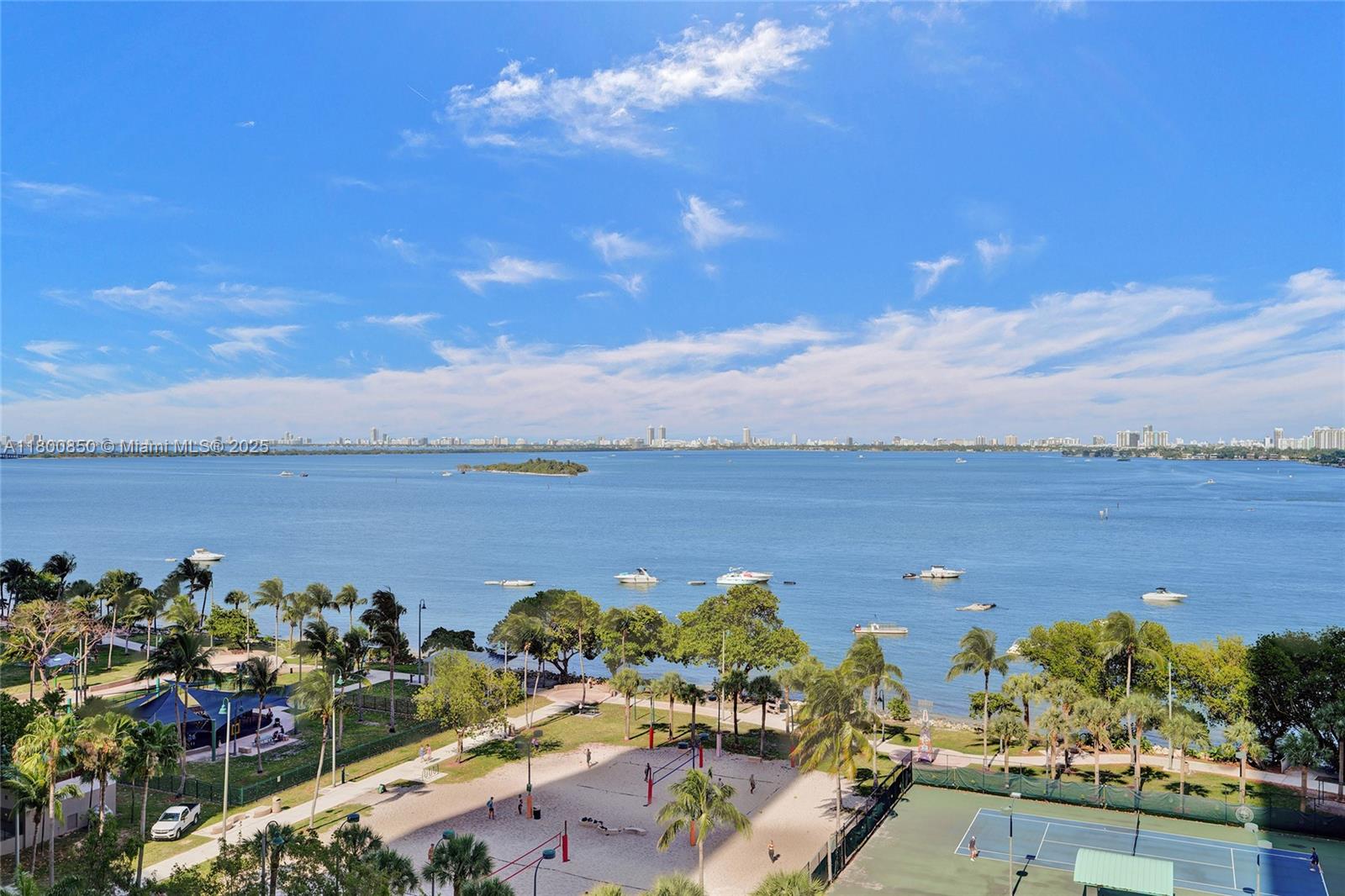 OPERA TOWER CONDO - Residential