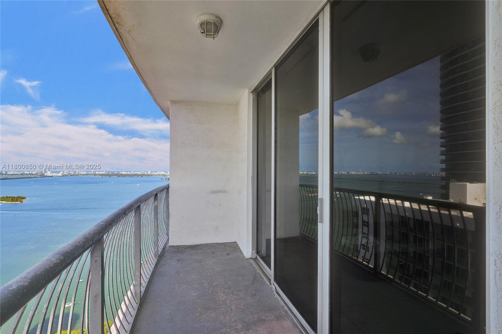 OPERA TOWER CONDO - Residential