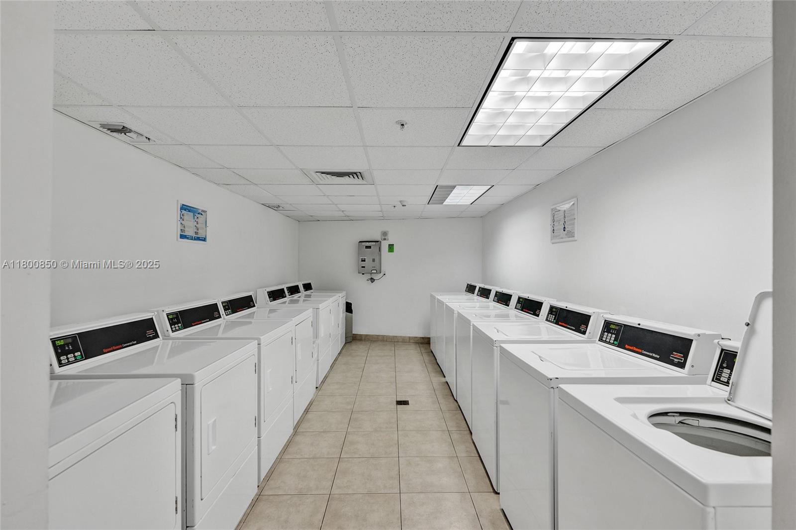 OPERA TOWER CONDO - Residential