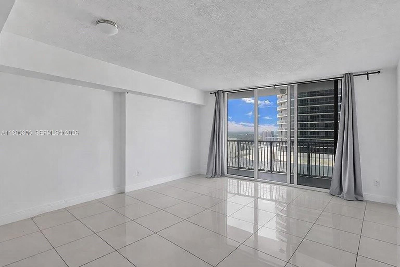 OPERA TOWER CONDO - Residential